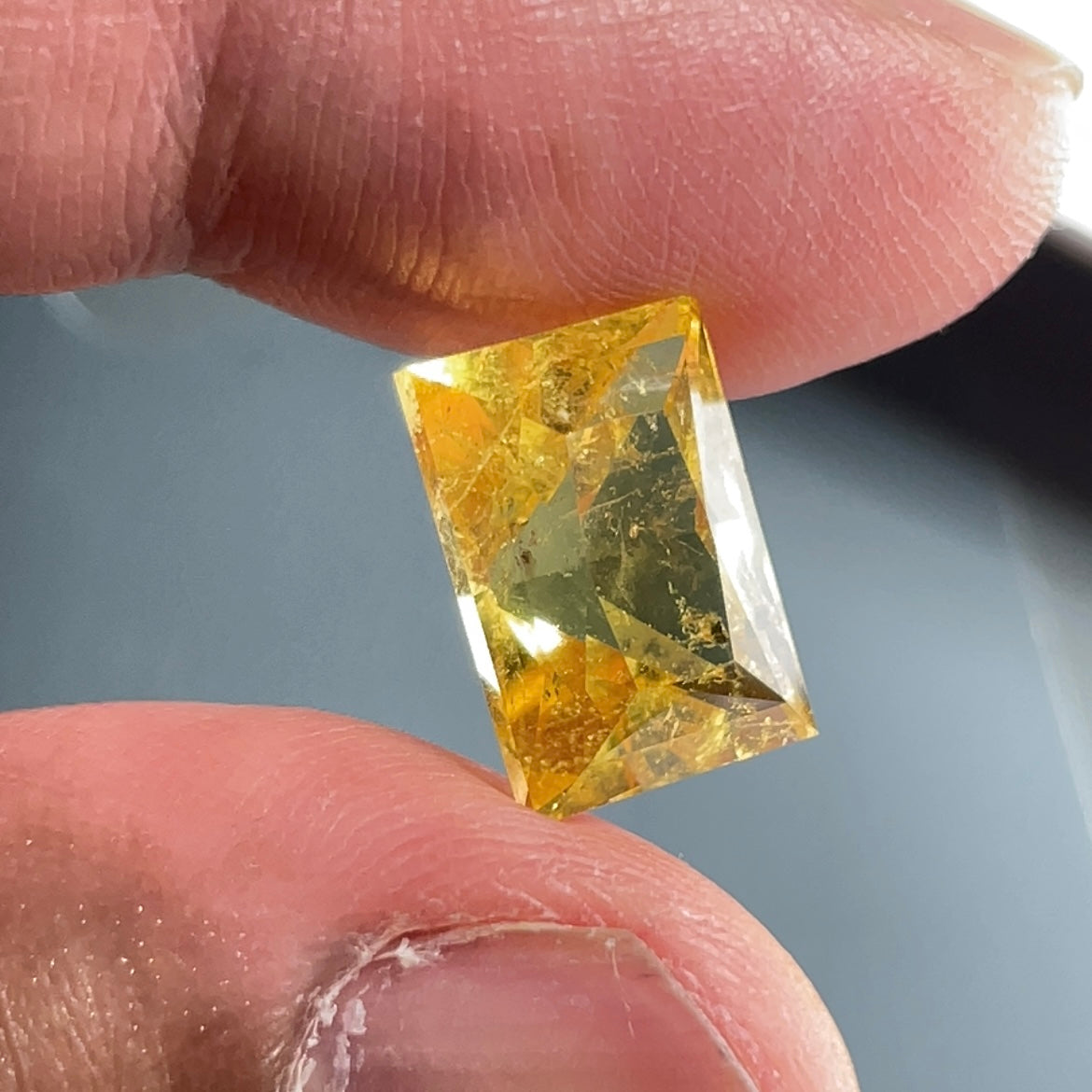 8.035Ct Vivid Intense Yellow Golden Danburite Tanzania Untreated Unheated. Slightly Included. Super