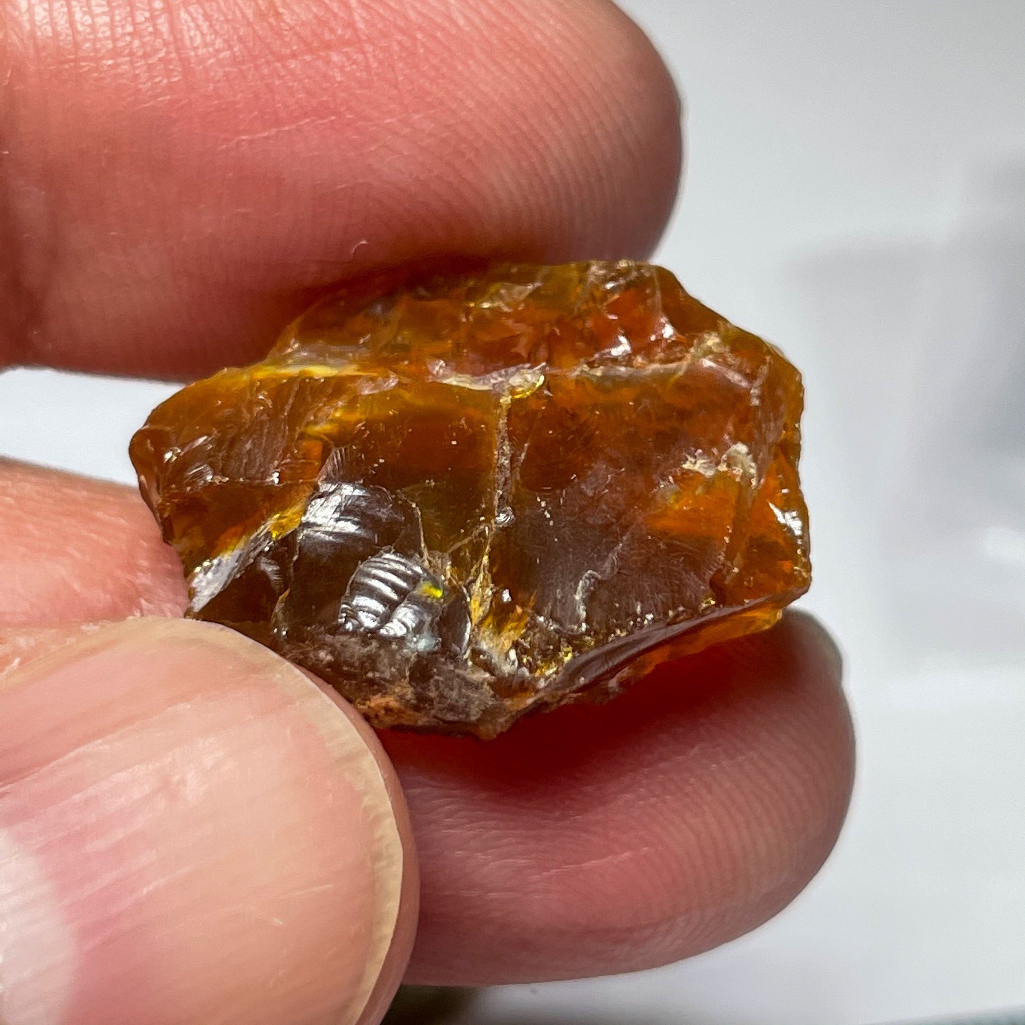 19.34Ct Opal Tanzania Untreated Unheated From A 1999 Deposit Chatoyant (Cats-Eye Effect) Has An