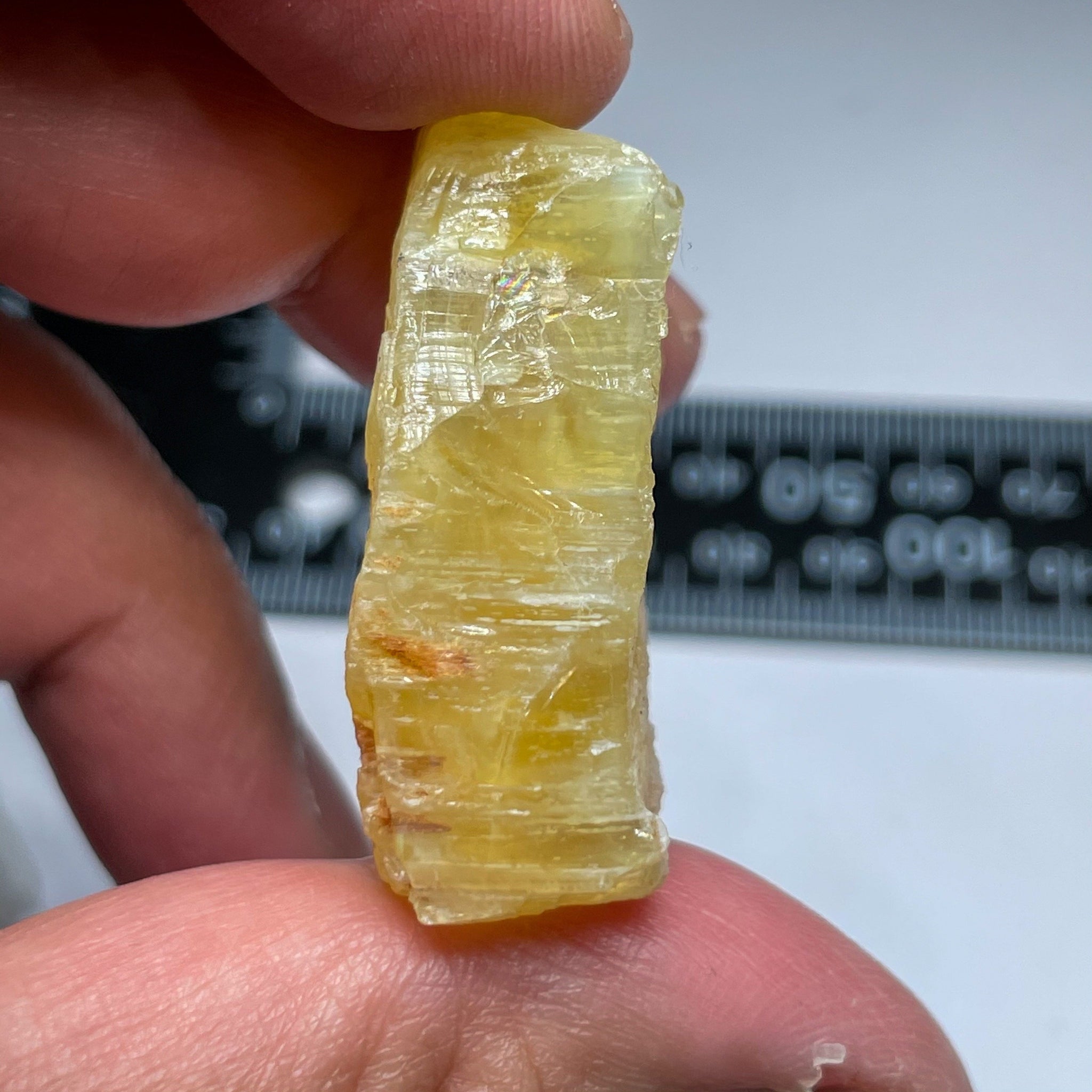 77.41Ct Opal Tanzania Untreated Unheated From A 1999 Deposit Chatoyant (Cats-Eye Effect)