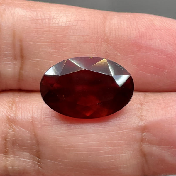 17.07Ct Hessonite Garnet Tanzania Untreated Unheated. 18 X 11.8 8.9 Mm. Use Either Side.