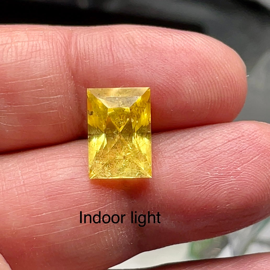 8.035Ct Vivid Intense Yellow Golden Danburite Tanzania Untreated Unheated. Slightly Included. Super