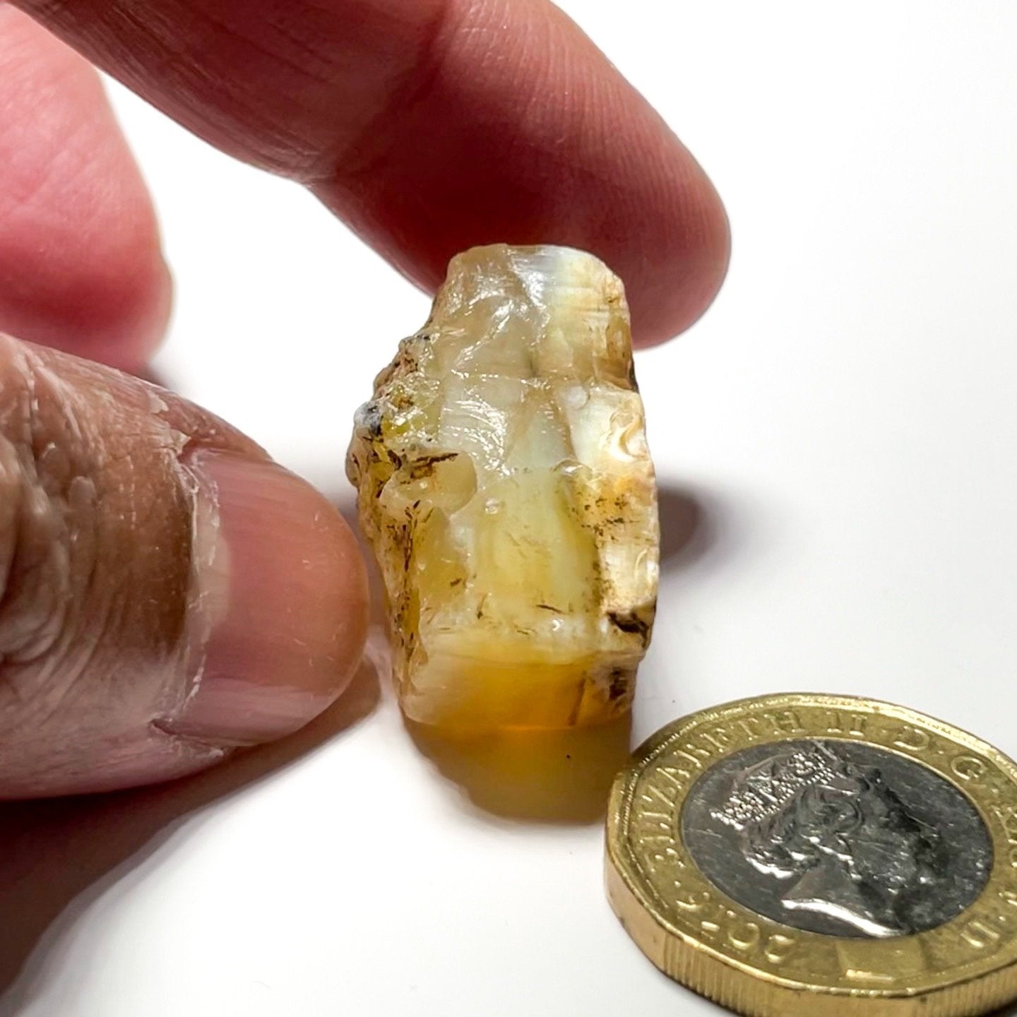 51.31Ct Opal Tanzania Untreated Unheated From A 1999 Deposit Chatoyant (Pearly Cats-Eye Effect)