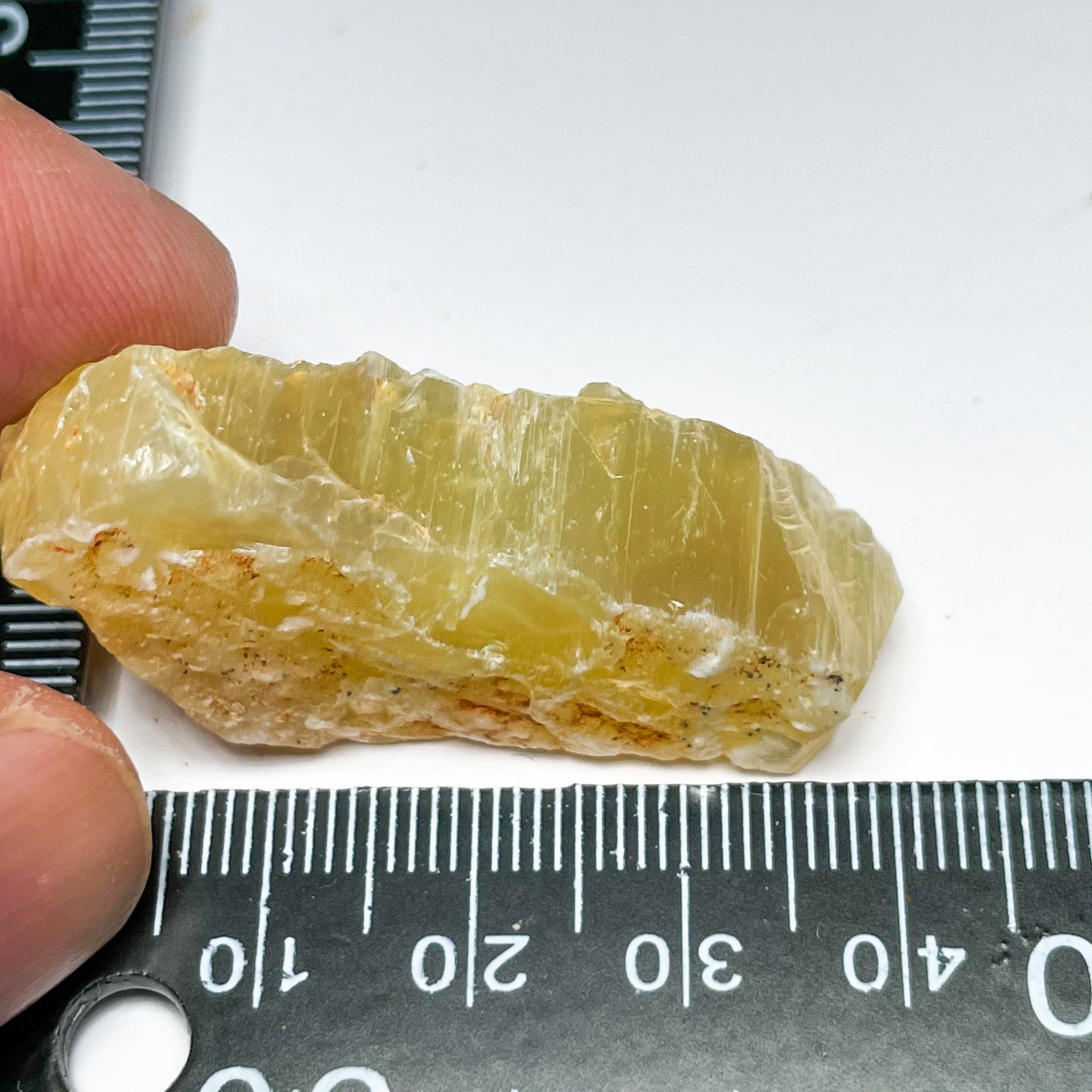 70.82Ct Opal Tanzania Untreated Unheated From A 1999 Deposit Chatoyant (Cats-Eye Effect)