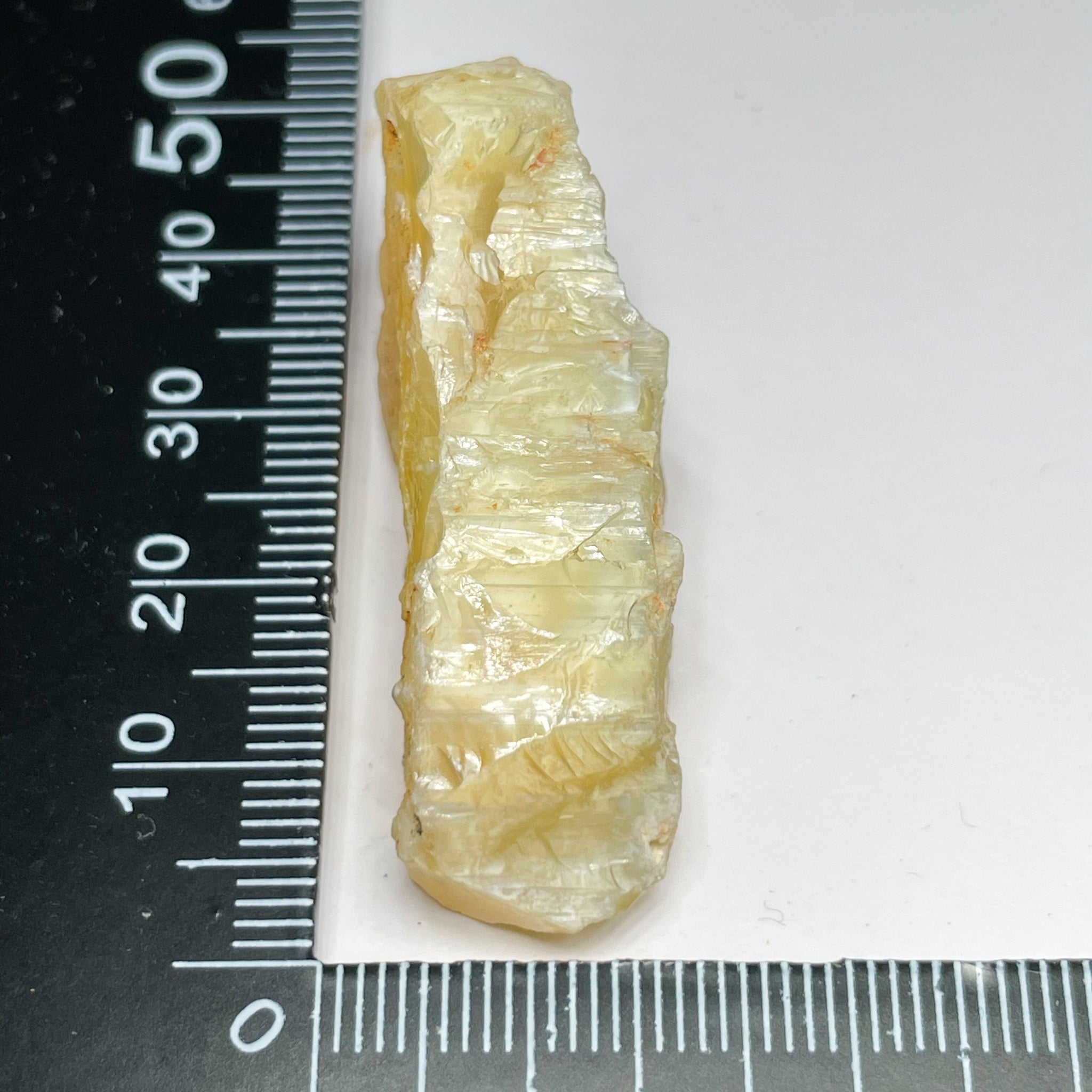 70.82Ct Opal Tanzania Untreated Unheated From A 1999 Deposit Chatoyant (Cats-Eye Effect)