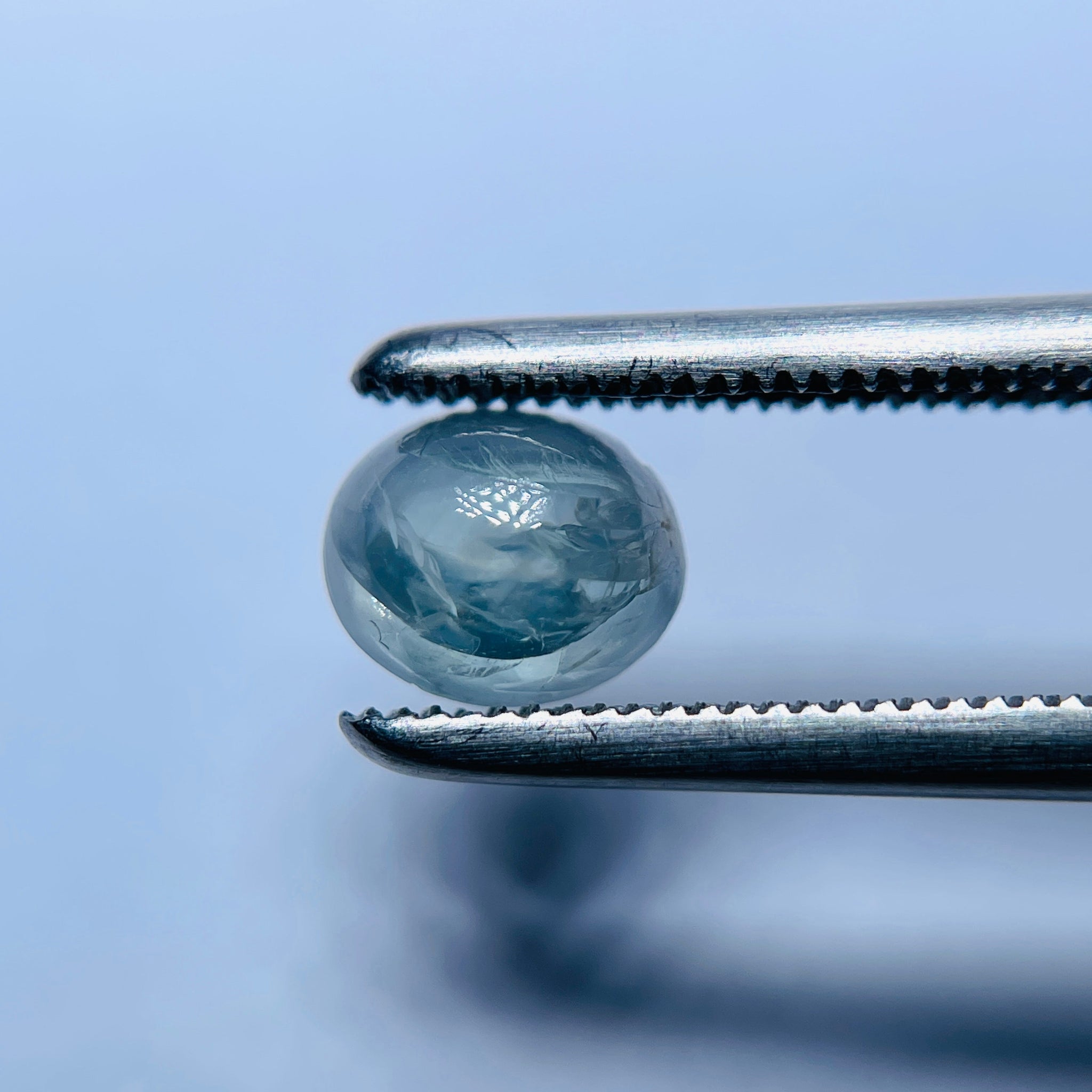 0.88Ct Alexandrite Lake Manyara Tanzania. Untreated Unheated.