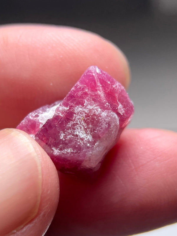 21.85Ct Mahenge Spinel Crystal Tanzania. Untreated Unheated