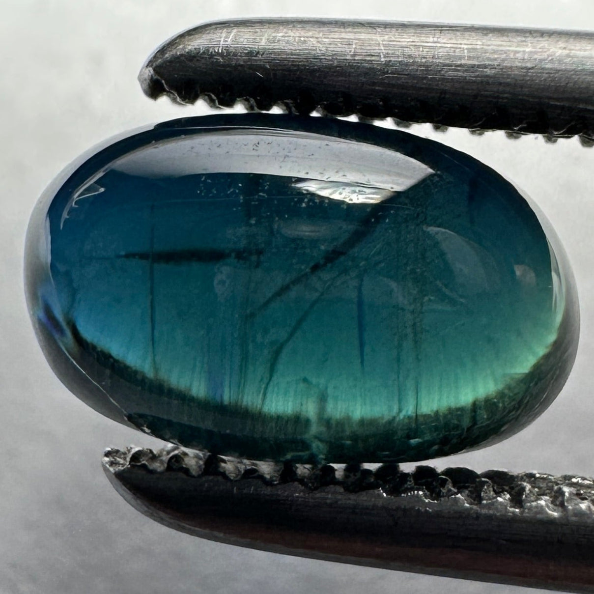 1.80Ct Sapphire Cabochon Kenya. Untreated Unheated. Can Be Used As Is Or Facet It Into A Cut Stone.