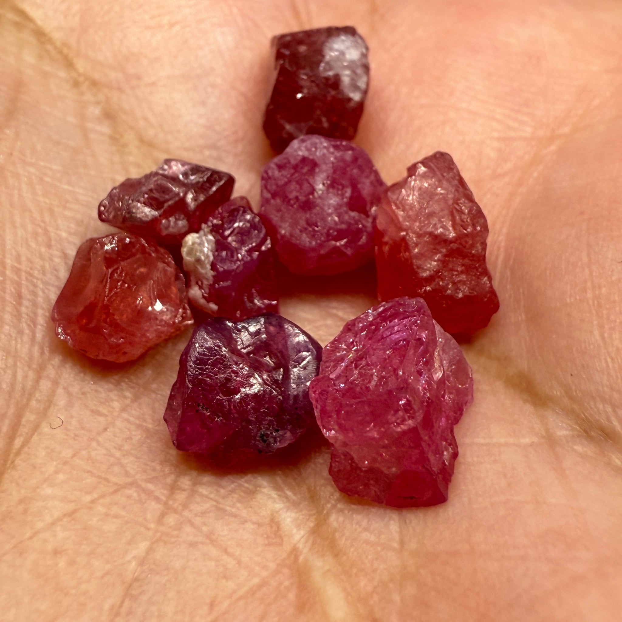 Mahenge Spinel Lot for gridding and setting as is in jewellery, rings, 23.84ct, Tanzania, Untreated Untreated
