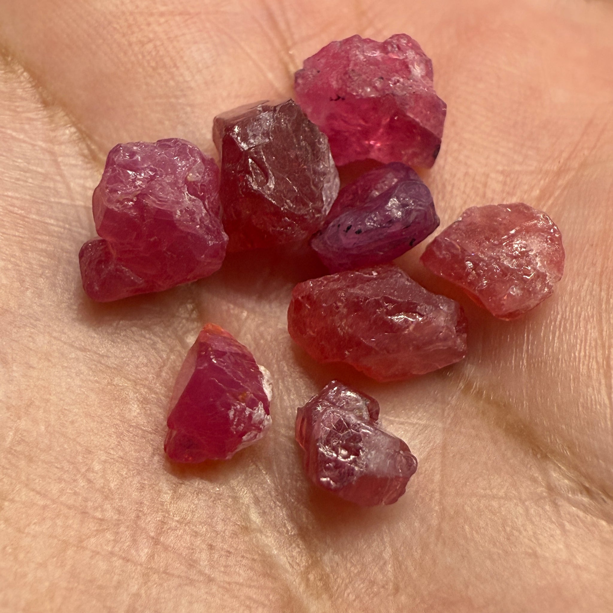 Mahenge Spinel Lot for gridding and setting as is in jewellery, rings, 23.84ct, Tanzania, Untreated Untreated