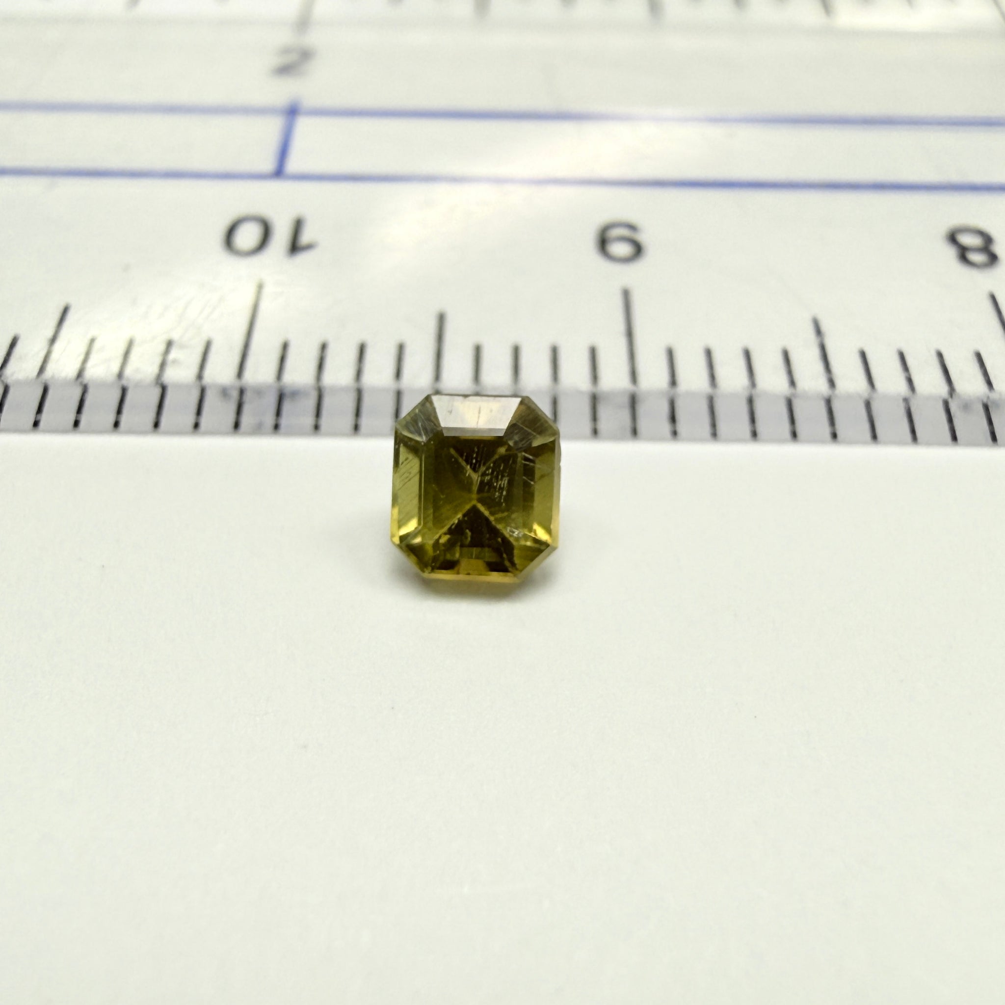 Alexandrite, 0.38ct, Tunduru, Tanzania, Untreated Unheated. Very slight colour change