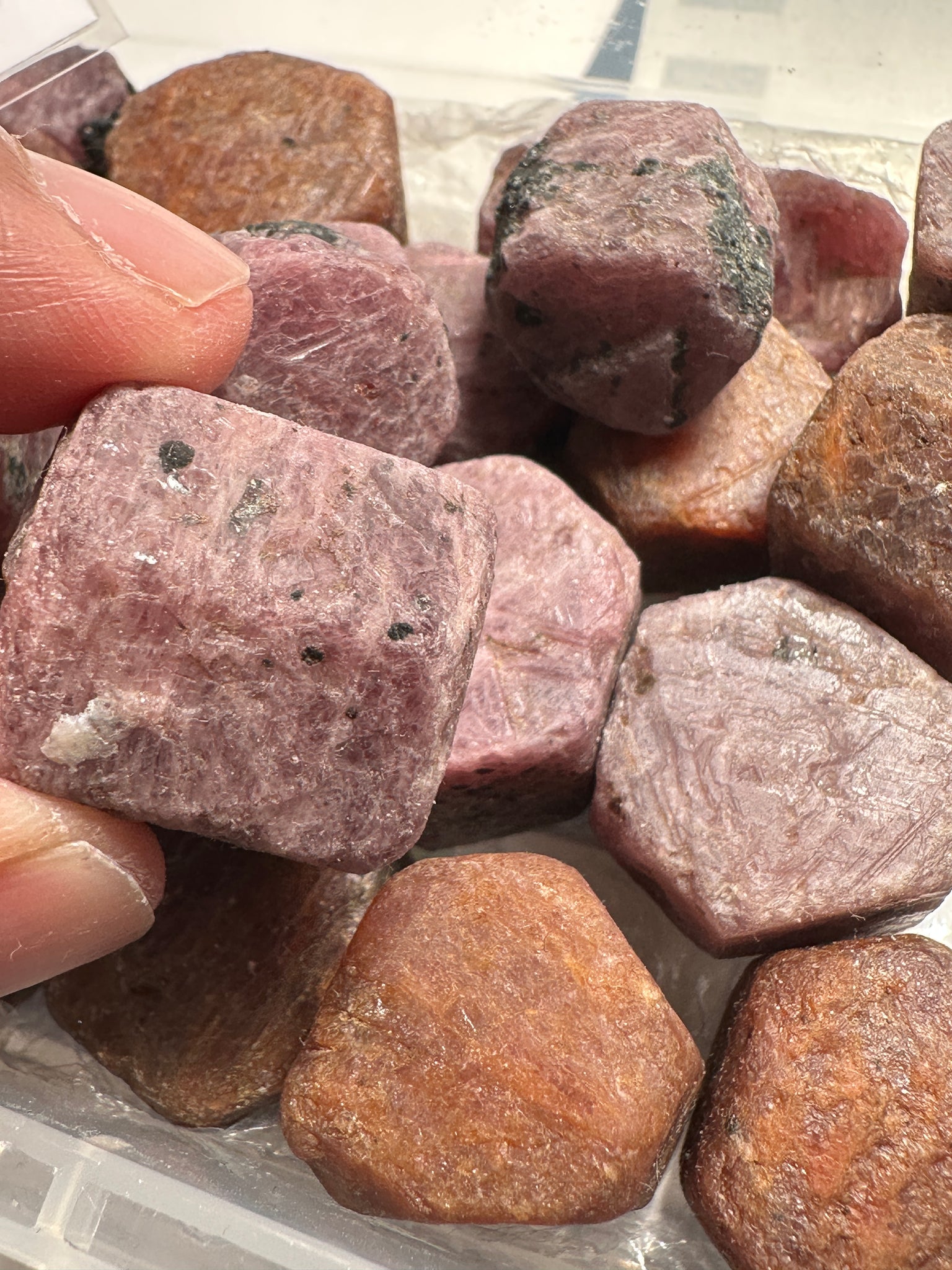 Sapphire Crystals per piece