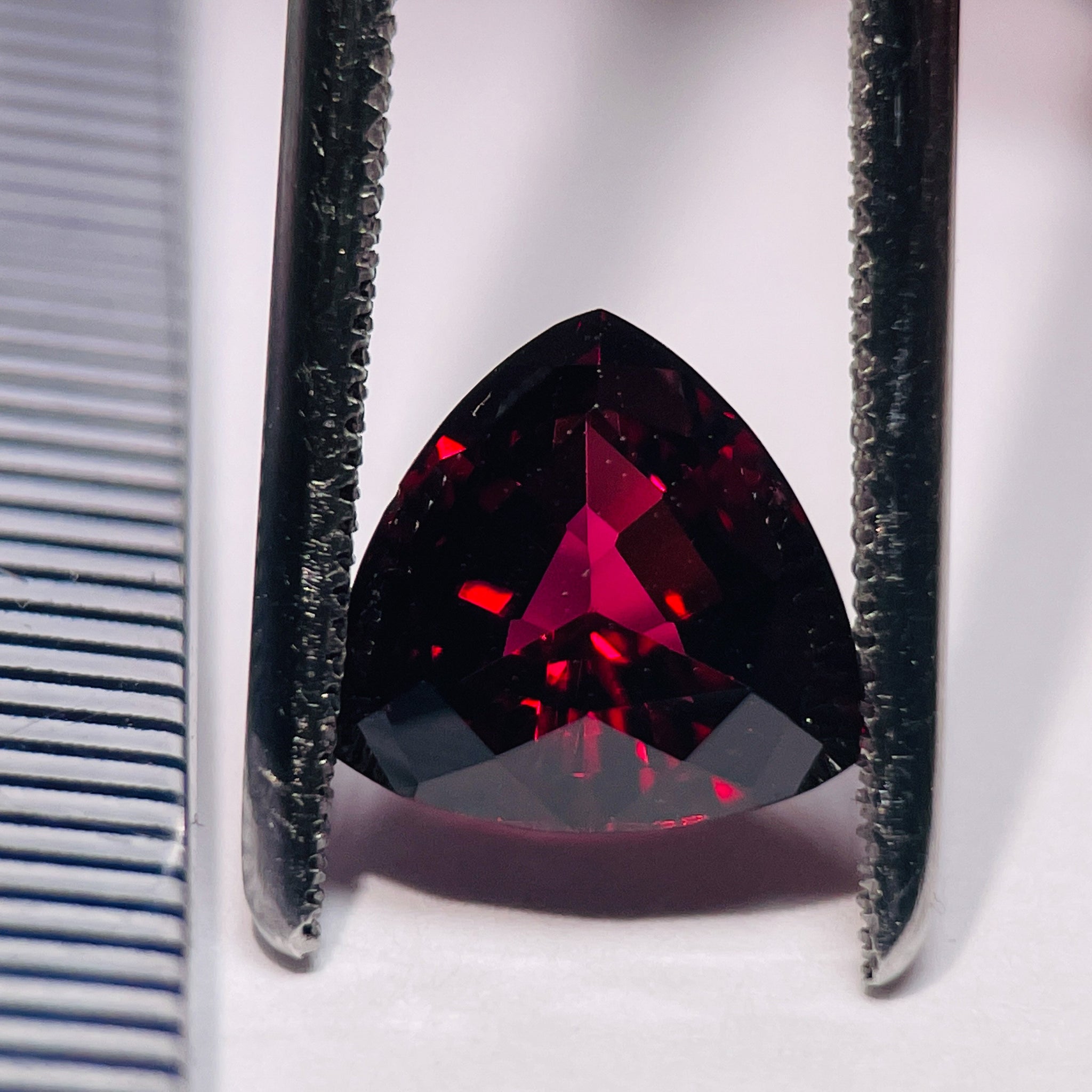 2.56Ct Umba Garnet Tanzania. Untreated Unheated