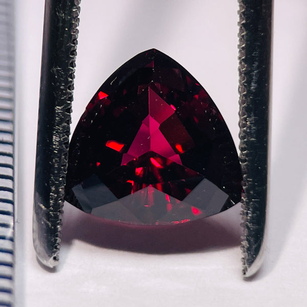 2.56Ct Umba Garnet Tanzania. Untreated Unheated