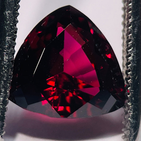 2.56Ct Umba Garnet Tanzania. Untreated Unheated