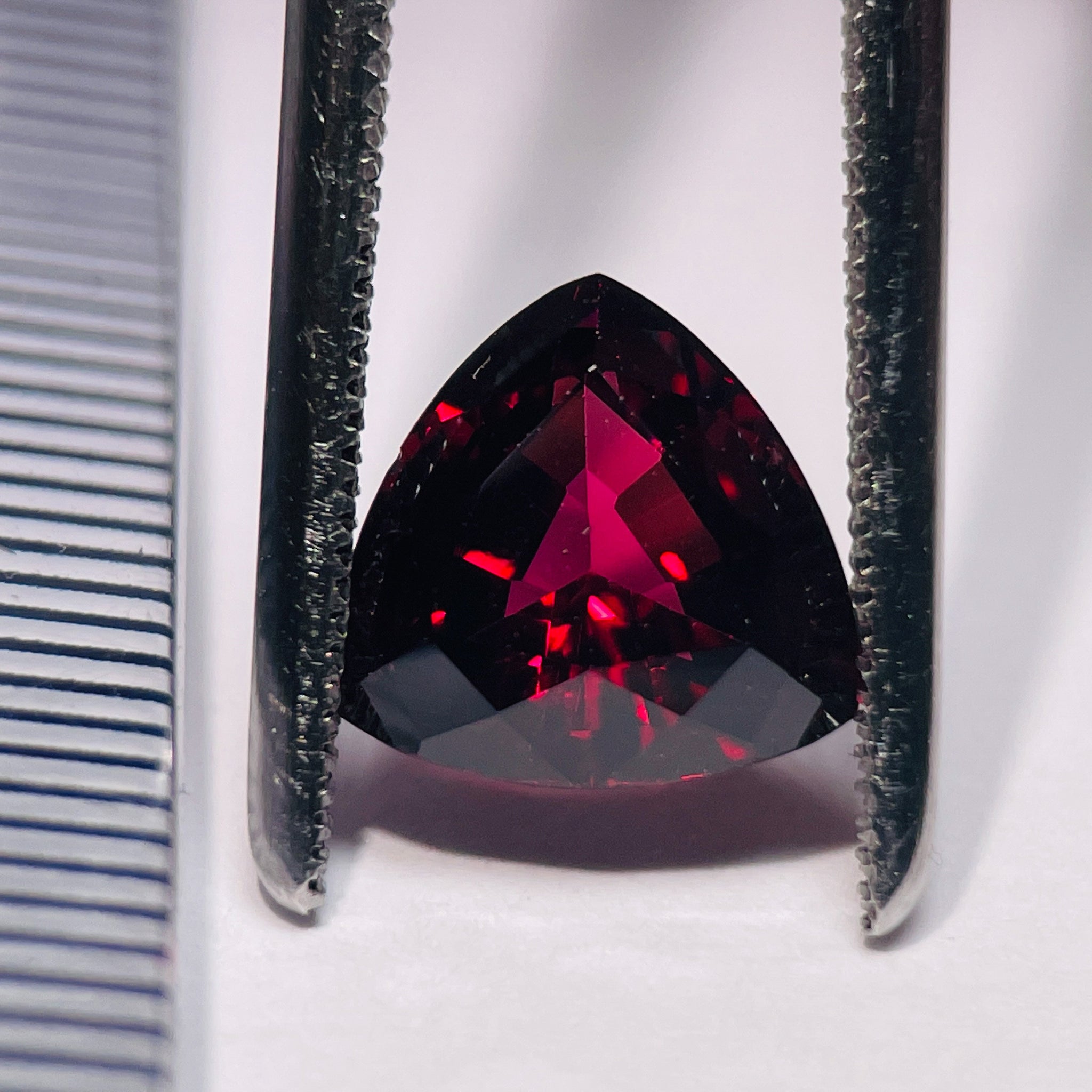 2.56Ct Umba Garnet Tanzania. Untreated Unheated