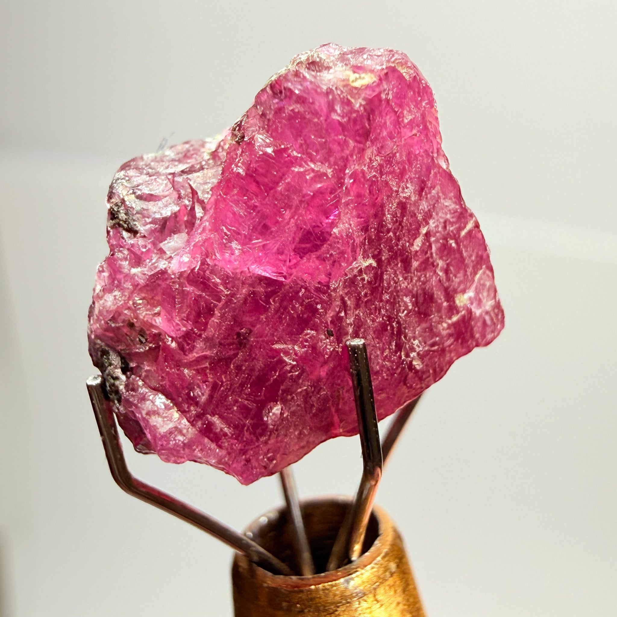 Winza Sapphire, 9.23ct, Winza, Tanzania, Untreated Unheated, included but can be faceted with inclusions, see backlit pics and video