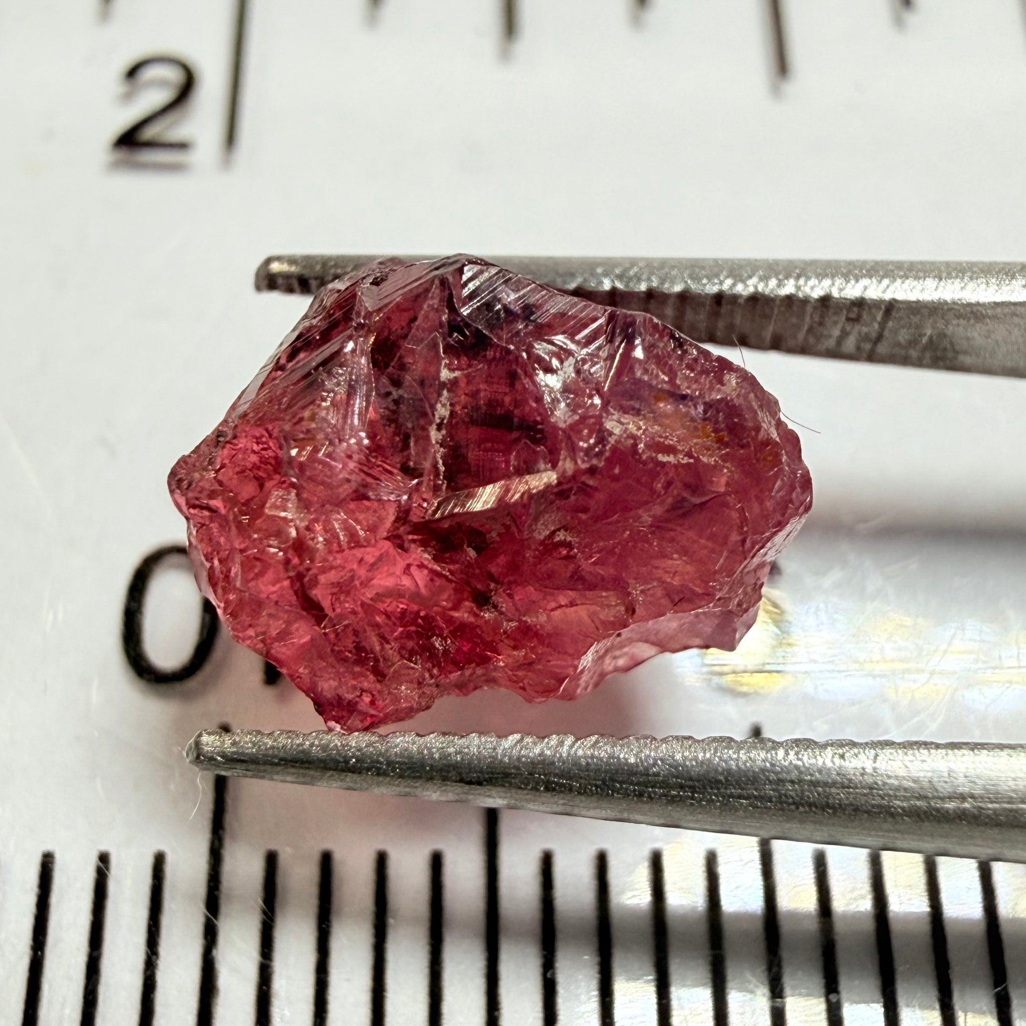 Winza Sapphire, 3.89ct, Winza, Tanzania, Untreated Unheated, inclusions inside, note shape