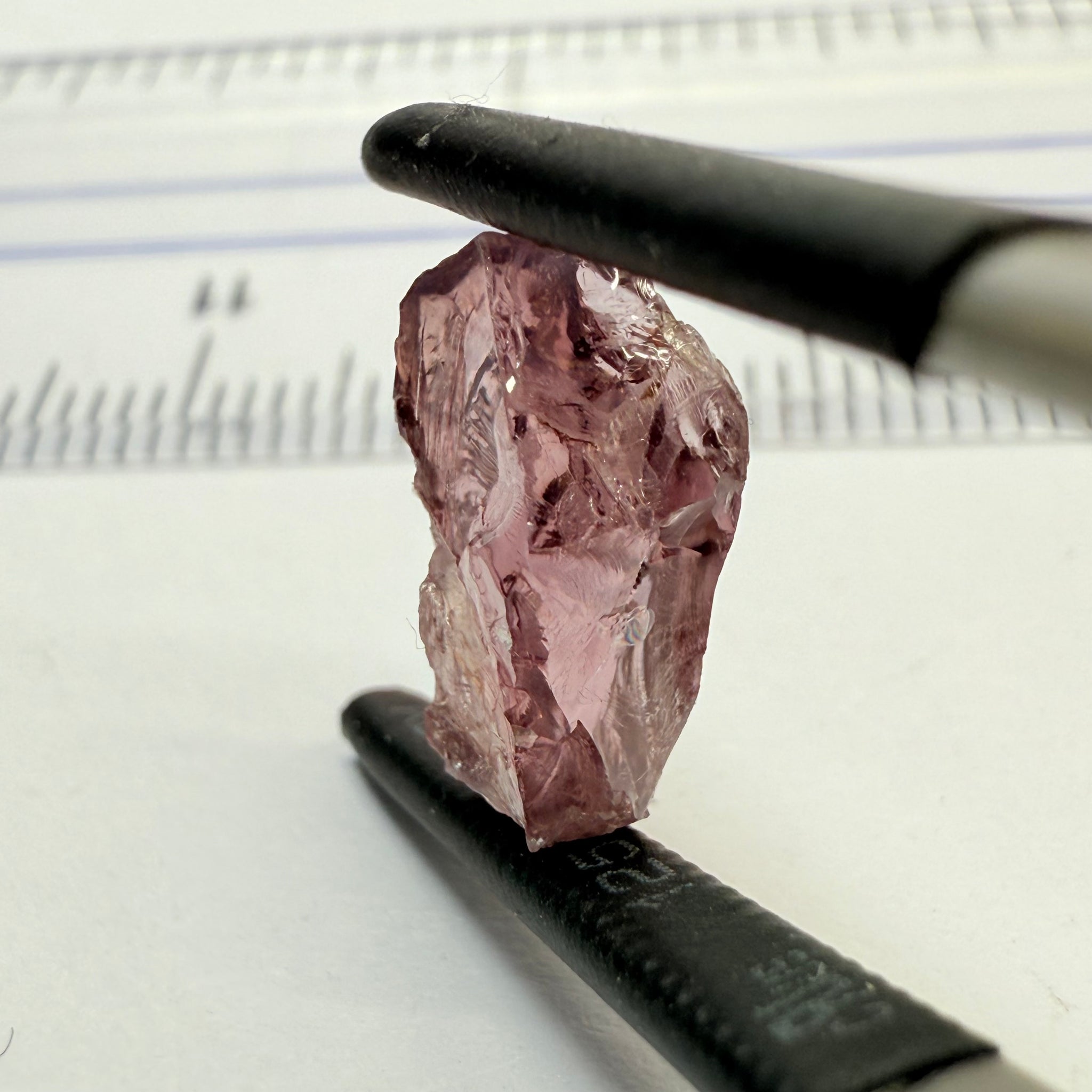 Mahenge Spinel, 3.50ct, Mahenge, Tanzania, VS, Untreated Unheated. Colour changing/shifting