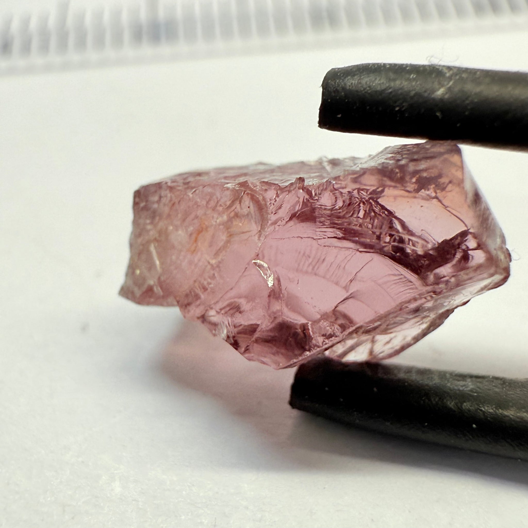 Mahenge Spinel, 3.50ct, Mahenge, Tanzania, VS, Untreated Unheated. Colour changing/shifting