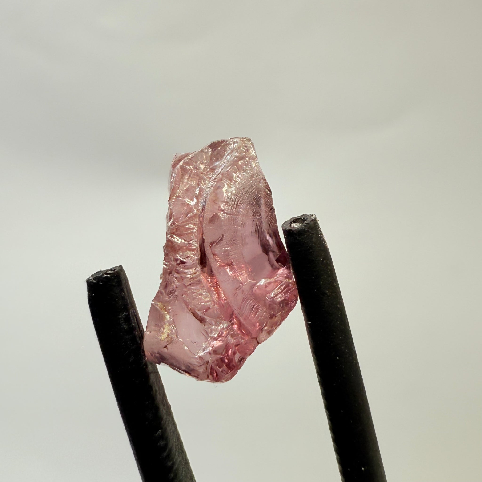 Mahenge Spinel, 3.50ct, Mahenge, Tanzania, VS, Untreated Unheated. Colour changing/shifting