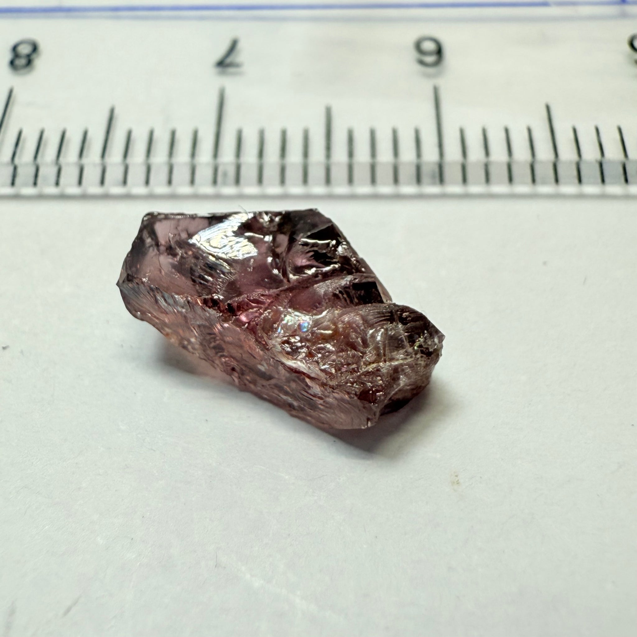 Mahenge Spinel, 3.50ct, Mahenge, Tanzania, VS, Untreated Unheated. Colour changing/shifting