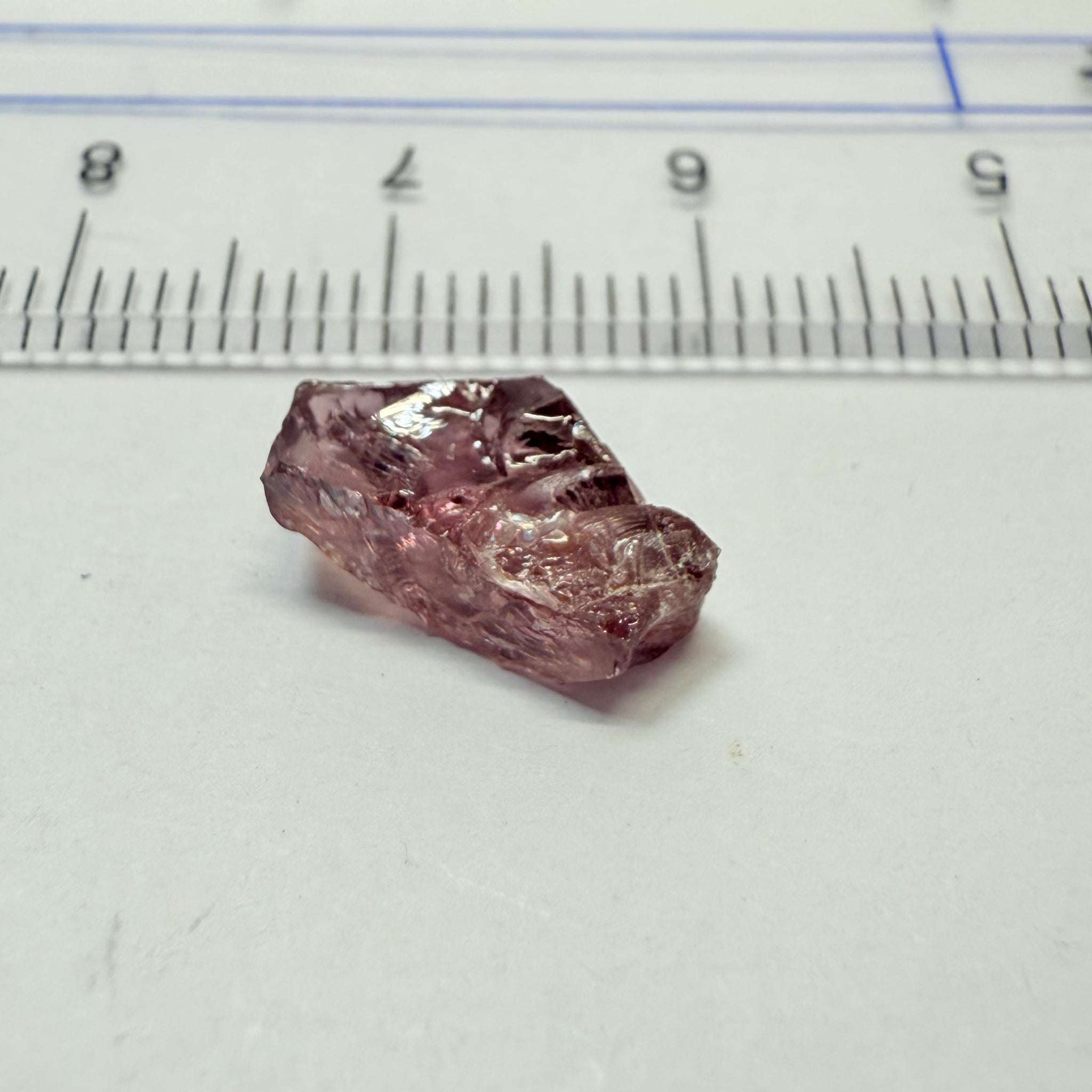 Mahenge Spinel, 3.50ct, Mahenge, Tanzania, VS, Untreated Unheated. Colour changing/shifting