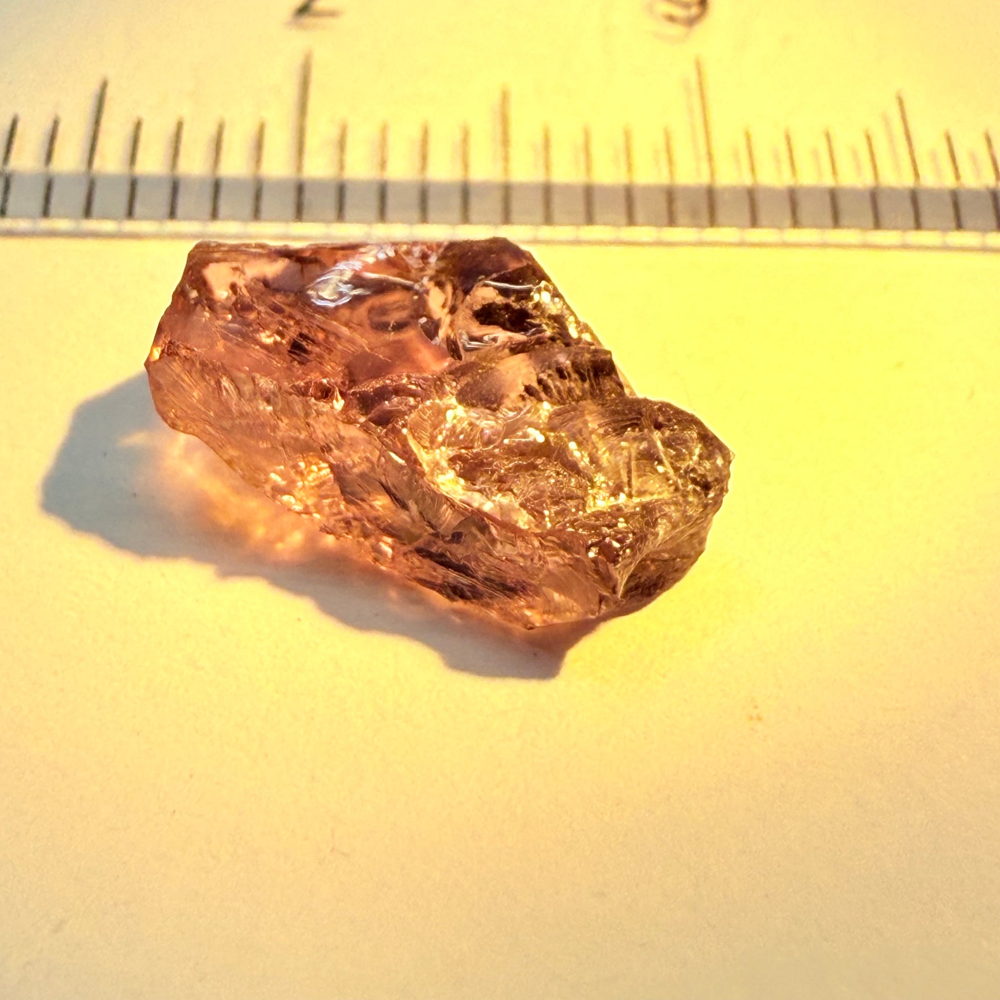 Mahenge Spinel, 3.50ct, Mahenge, Tanzania, VS, Untreated Unheated. Colour changing/shifting