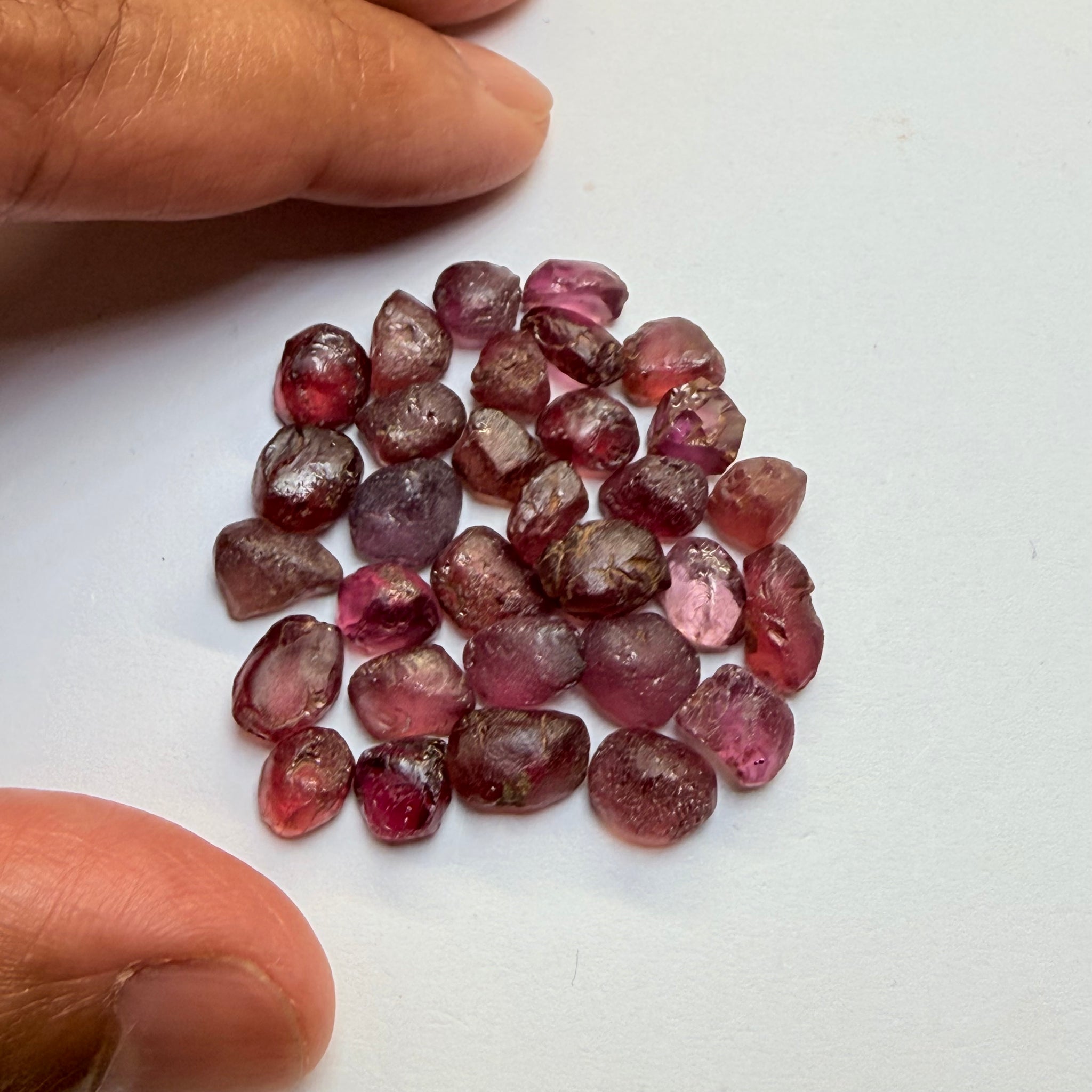 Lindi Garnet Lot, 96.90ct, Lindi, Tanzania, Untreated Unheated, 2.00ct-5.19ct, all vs-vvs, yes the grey one changes colour