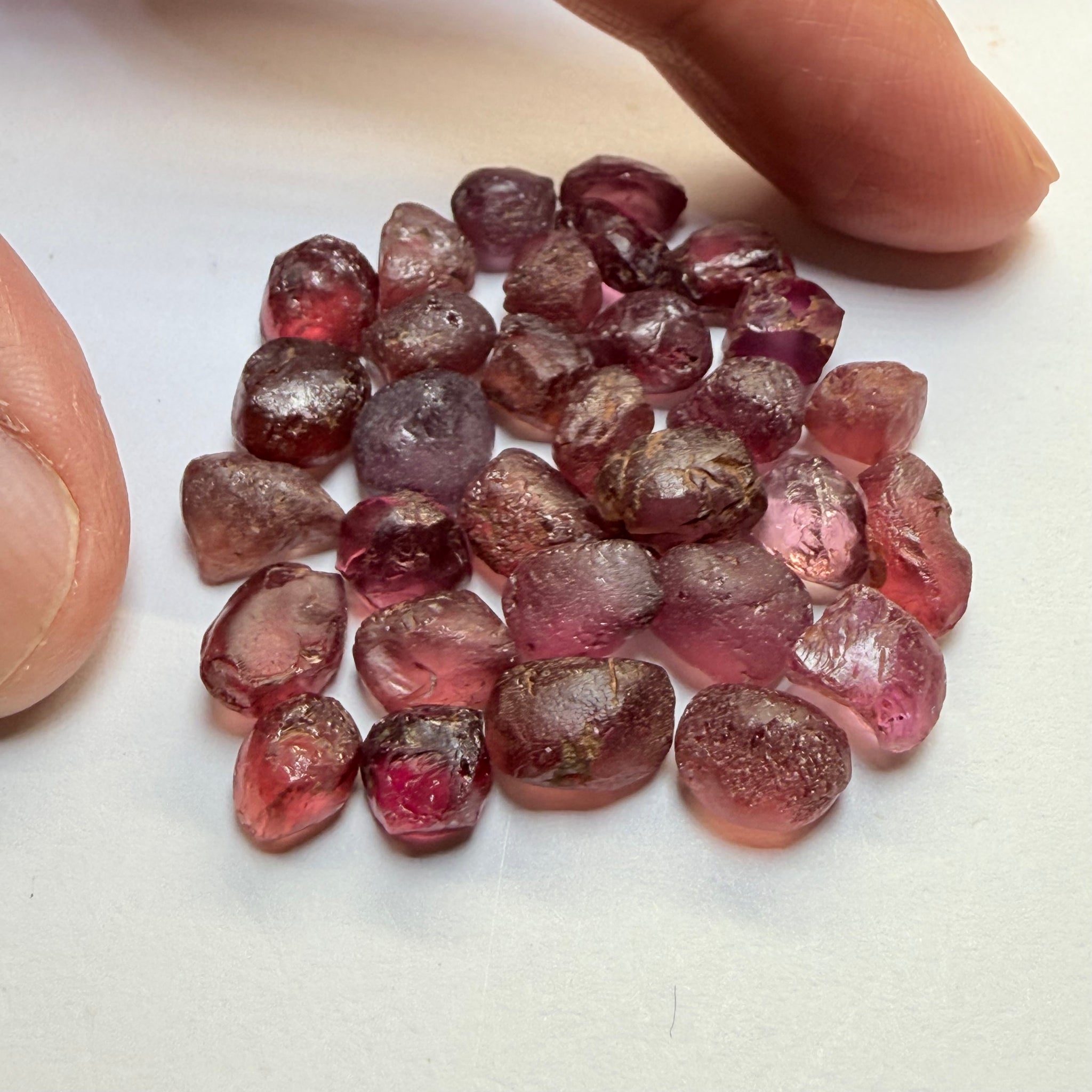 Lindi Garnet Lot, 96.90ct, Lindi, Tanzania, Untreated Unheated, 2.00ct-5.19ct, all vs-vvs, yes the grey one changes colour