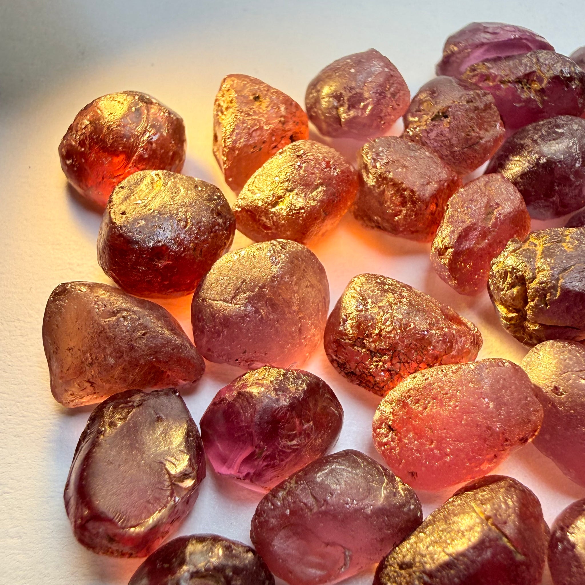Lindi Garnet Lot, 96.90ct, Lindi, Tanzania, Untreated Unheated, 2.00ct-5.19ct, all vs-vvs, yes the grey one changes colour