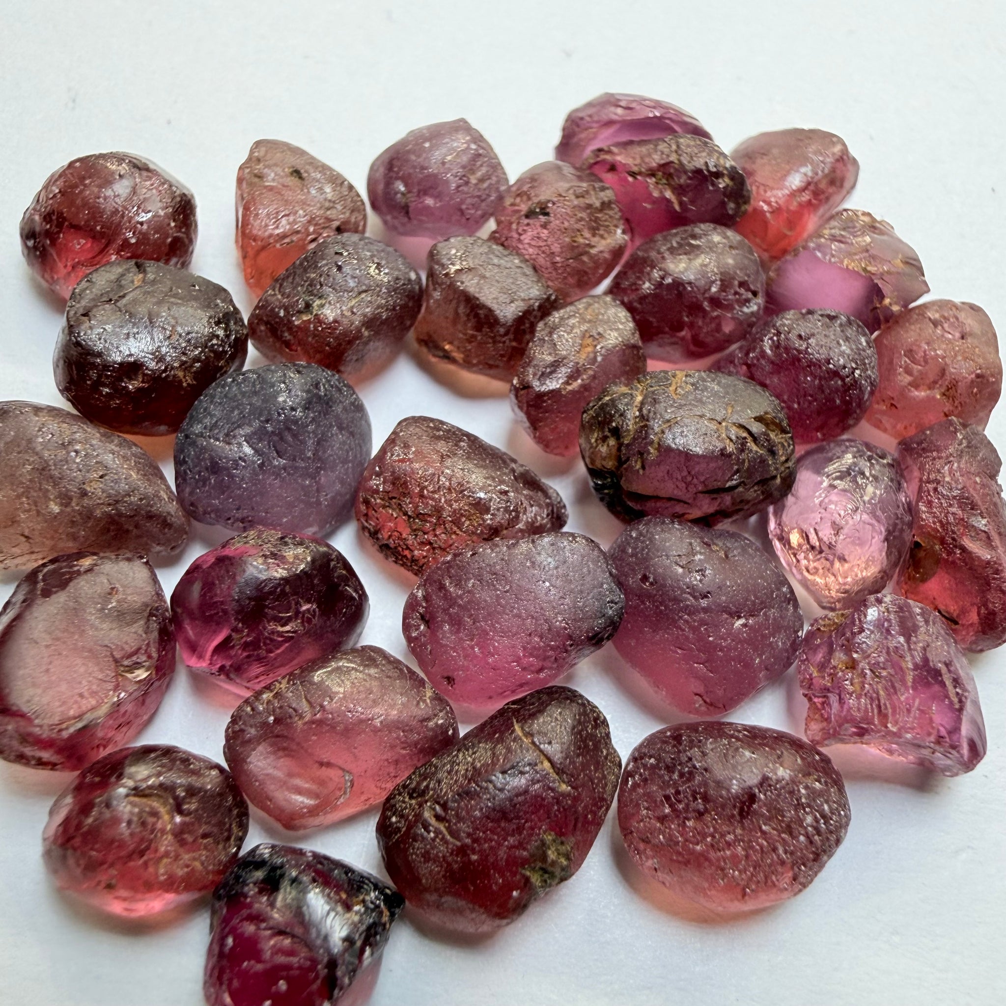 Lindi Garnet Lot, 96.90ct, Lindi, Tanzania, Untreated Unheated, 2.00ct-5.19ct, all vs-vvs, yes the grey one changes colour