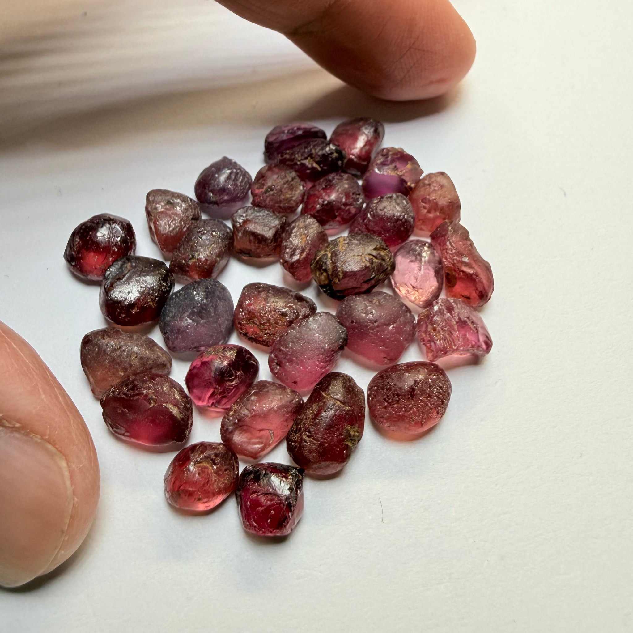 Lindi Garnet Lot, 96.90ct, Lindi, Tanzania, Untreated Unheated, 2.00ct-5.19ct, all vs-vvs, yes the grey one changes colour