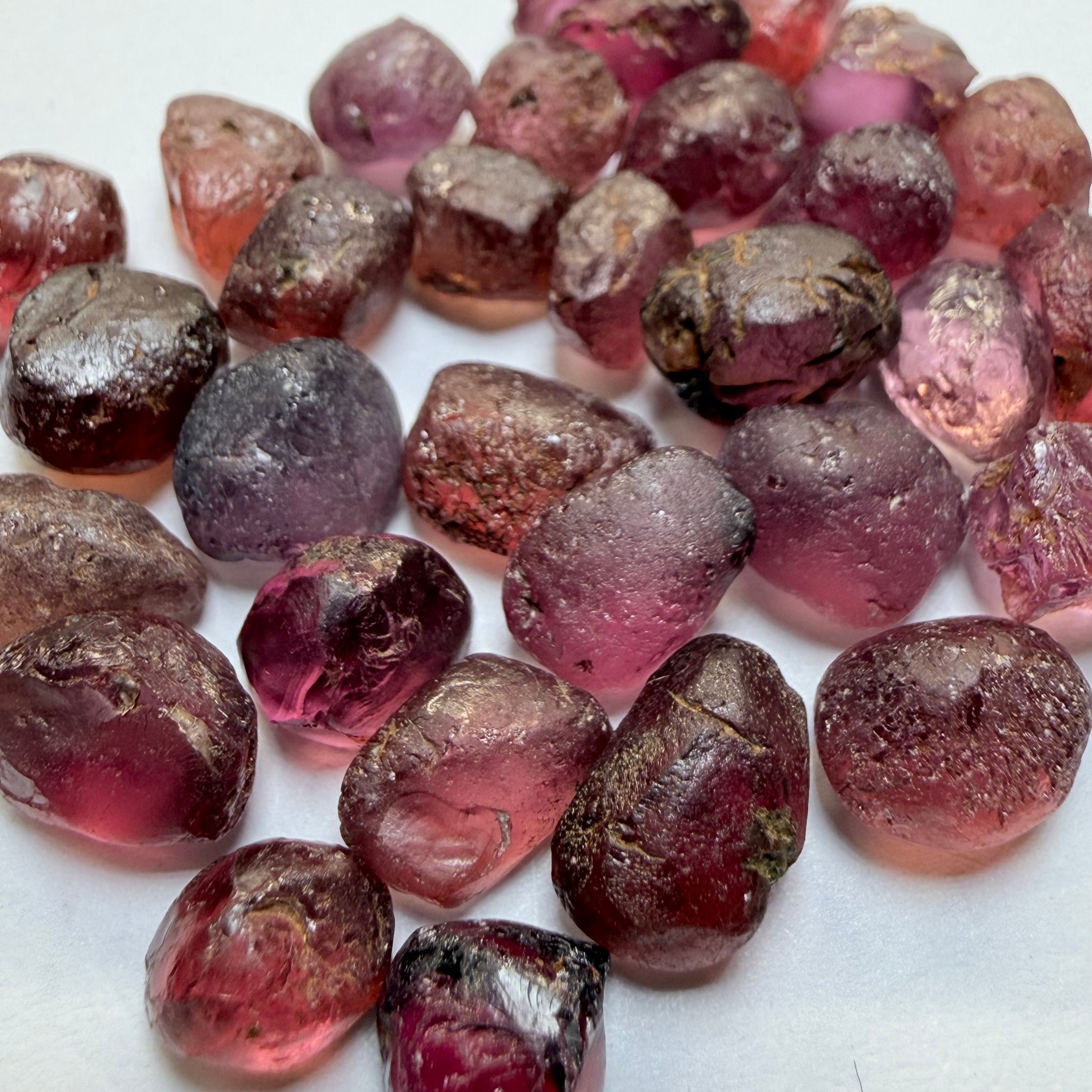 Lindi Garnet Lot, 96.90ct, Lindi, Tanzania, Untreated Unheated, 2.00ct-5.19ct, all vs-vvs, yes the grey one changes colour
