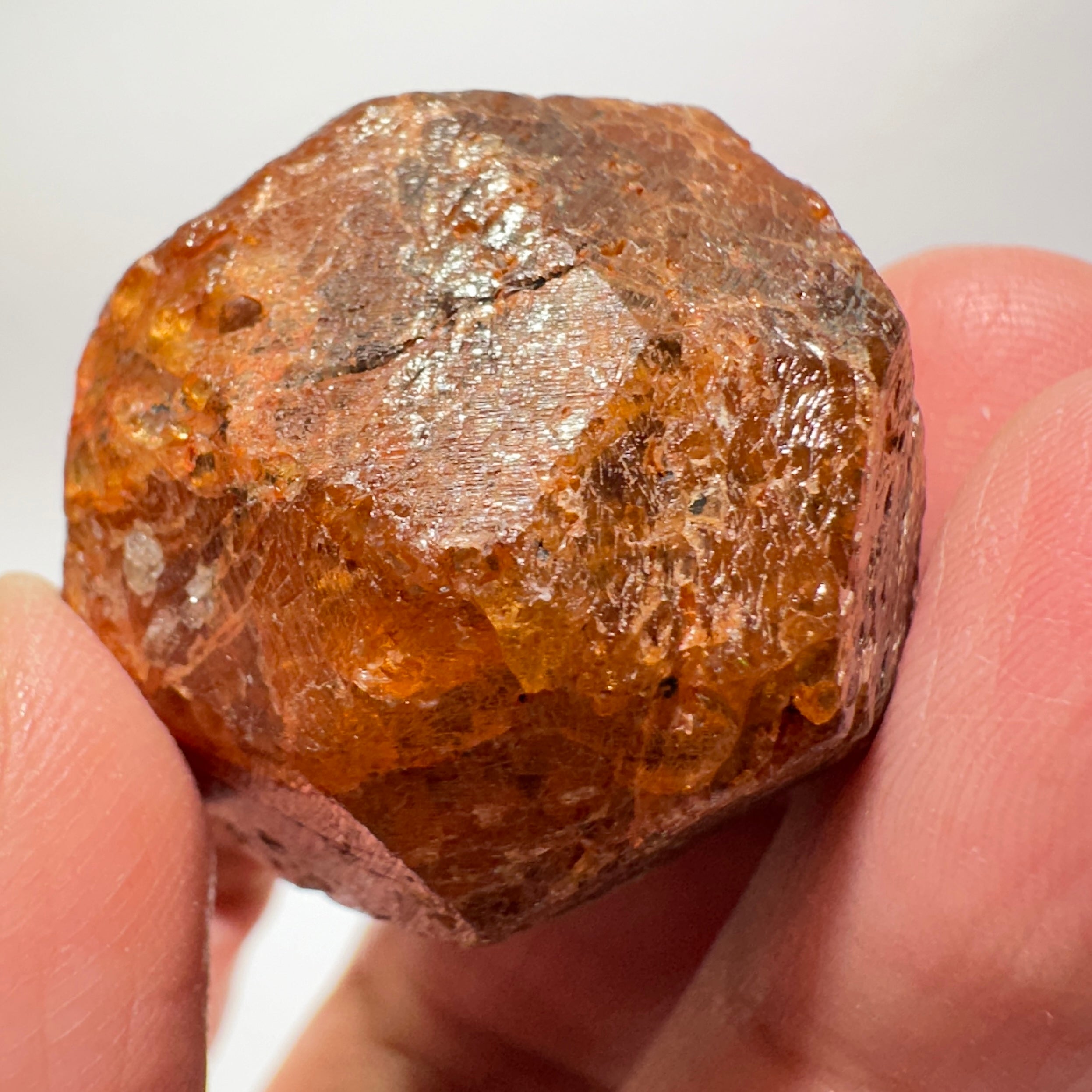 52.10gm / 260.50ct Mandarin Spessartite Garnet Crystal, Loliondo in Tanzania. 28.8 X 30.8 X 22mm, Untreated Unheated