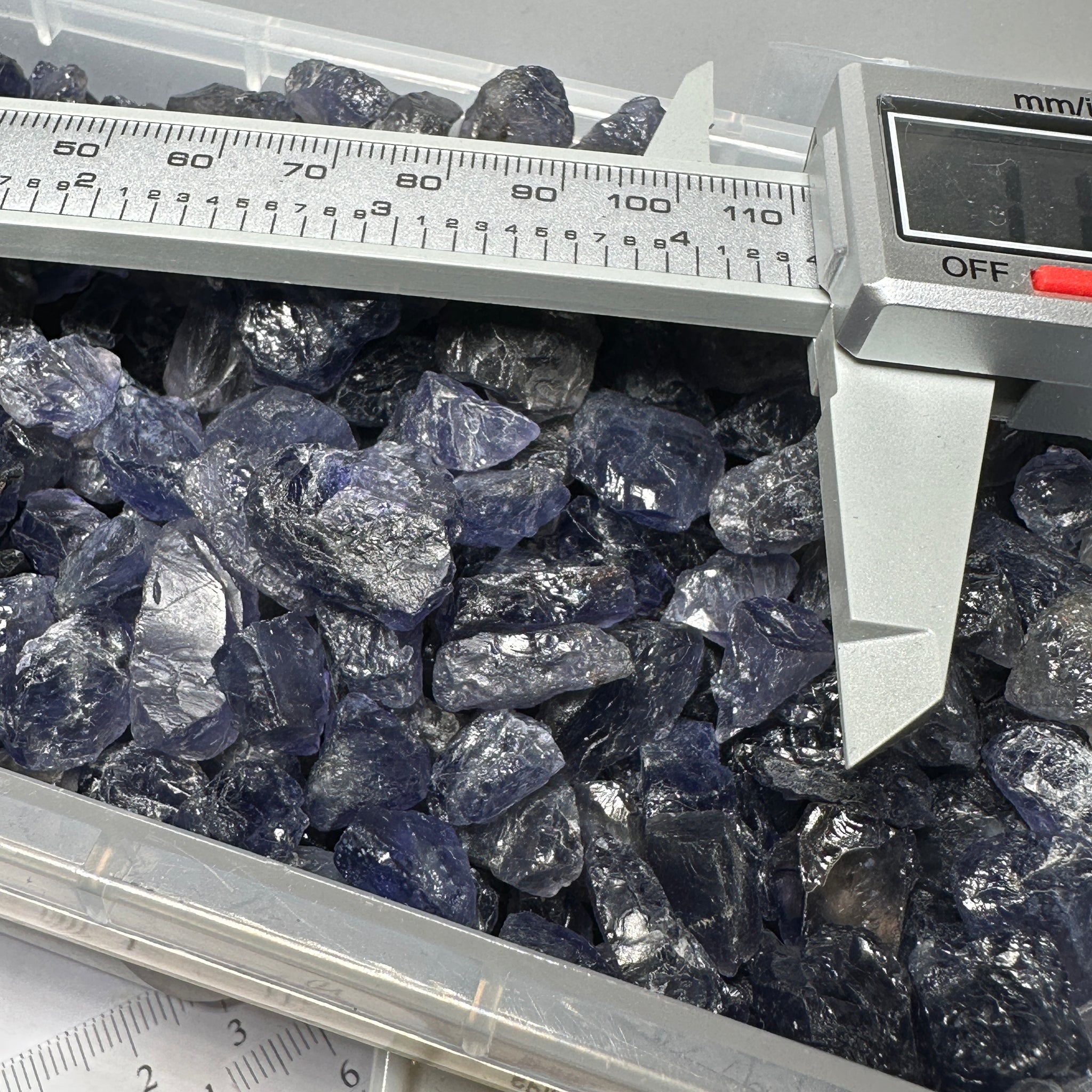 Iolite Lots, 25gm, Cab/Specimen Grade Rough, Blind Pour, sizes from 3-15ct sizes