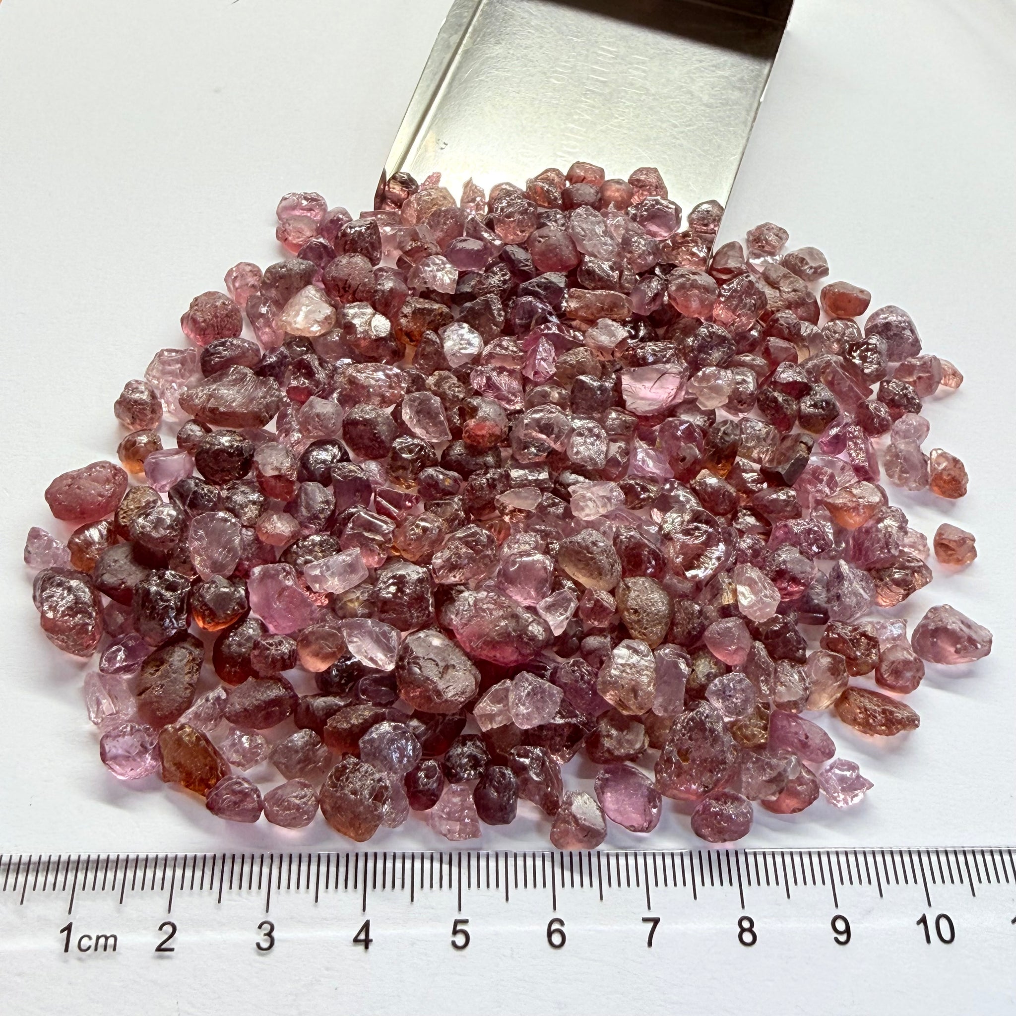 Mixed Garnet Lot some are Dragon Garnets too, 112.60gm / 563.00ct, Lindi, Tanzania, Untreated Unheated, all have inclusions but facetable with inclusions