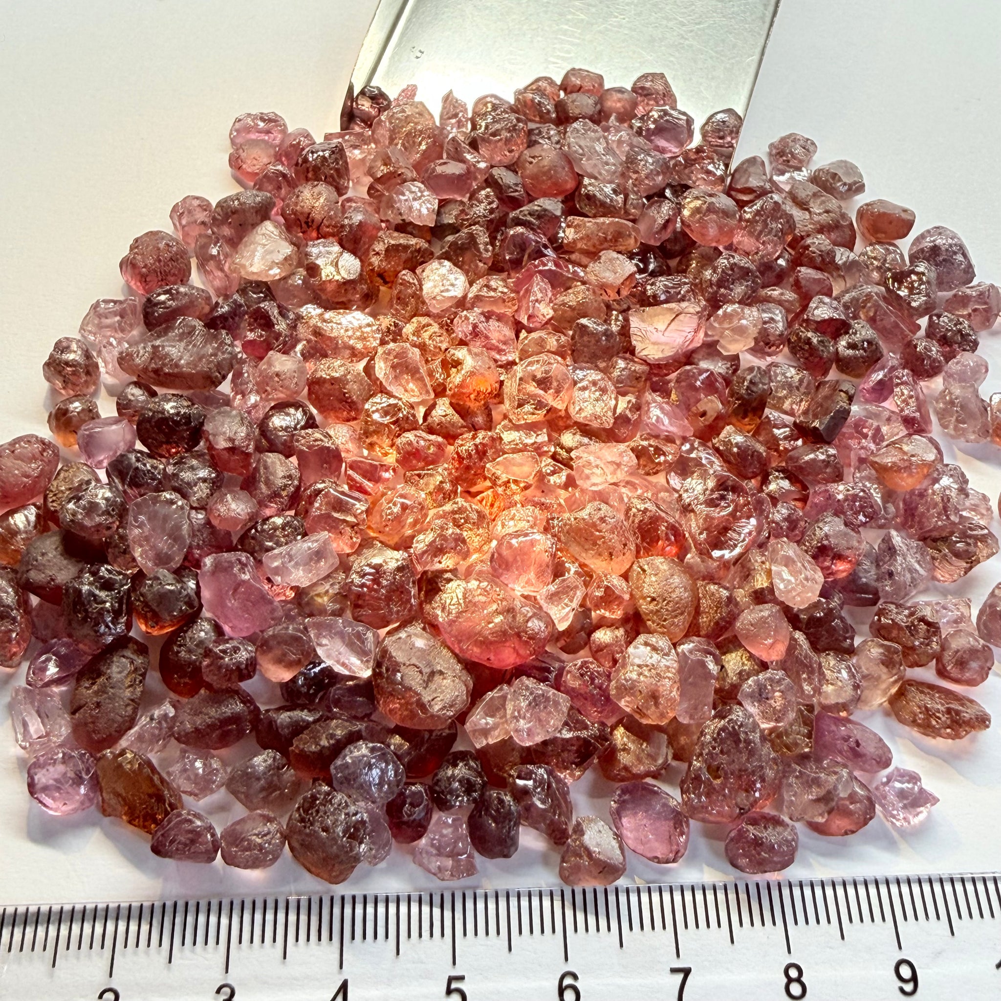 Mixed Garnet Lot some are Dragon Garnets too, 112.60gm / 563.00ct, Lindi, Tanzania, Untreated Unheated, all have inclusions but facetable with inclusions