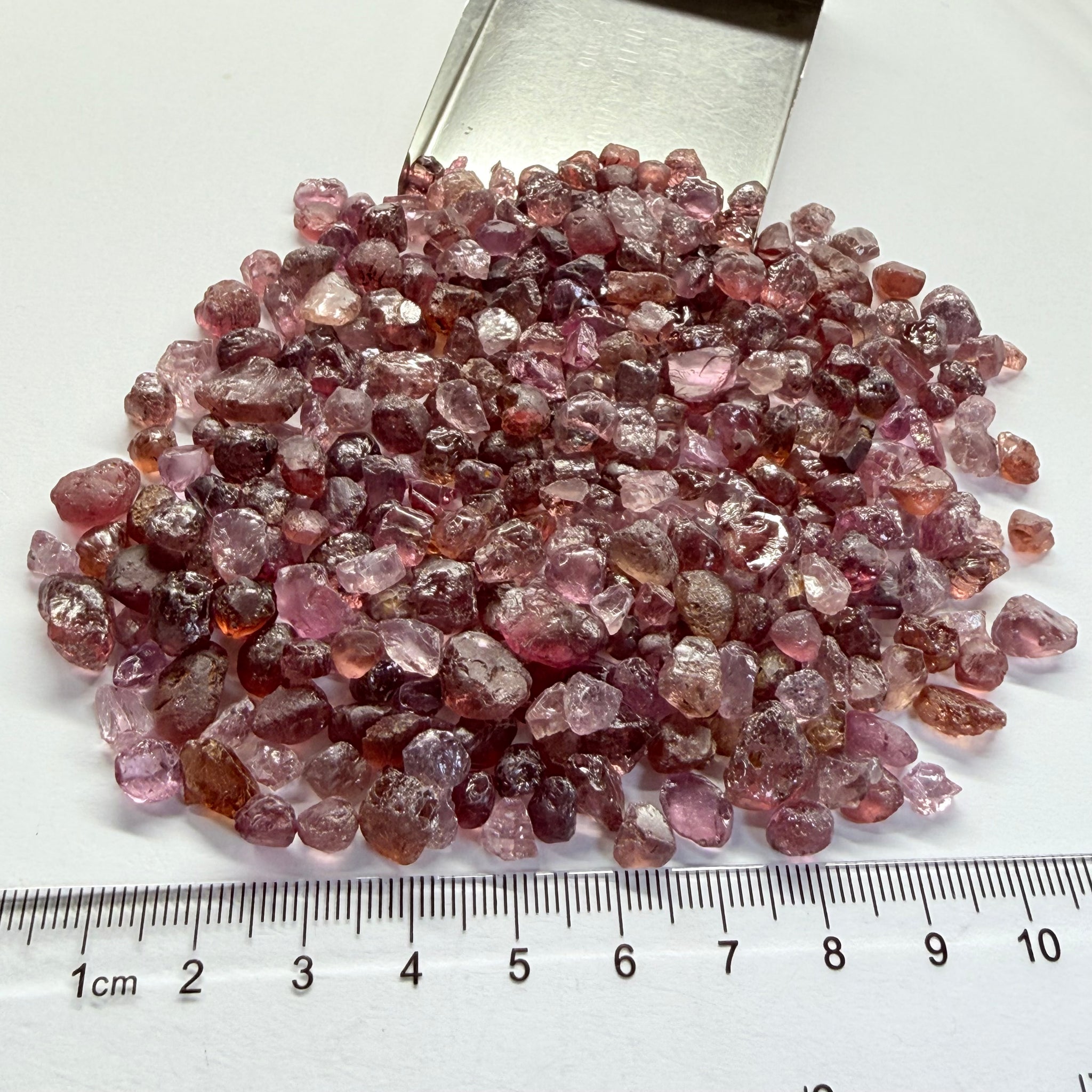 Mixed Garnet Lot some are Dragon Garnets too, 112.60gm / 563.00ct, Lindi, Tanzania, Untreated Unheated, all have inclusions but facetable with inclusions