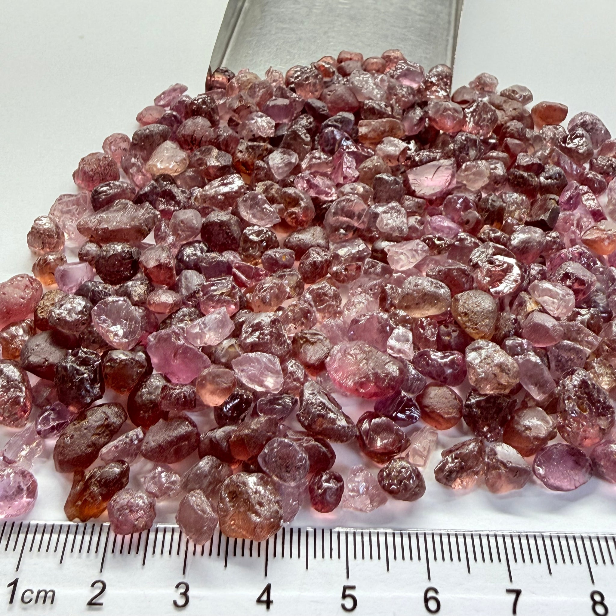 Mixed Garnet Lot some are Dragon Garnets too, 112.60gm / 563.00ct, Lindi, Tanzania, Untreated Unheated, all have inclusions but facetable with inclusions