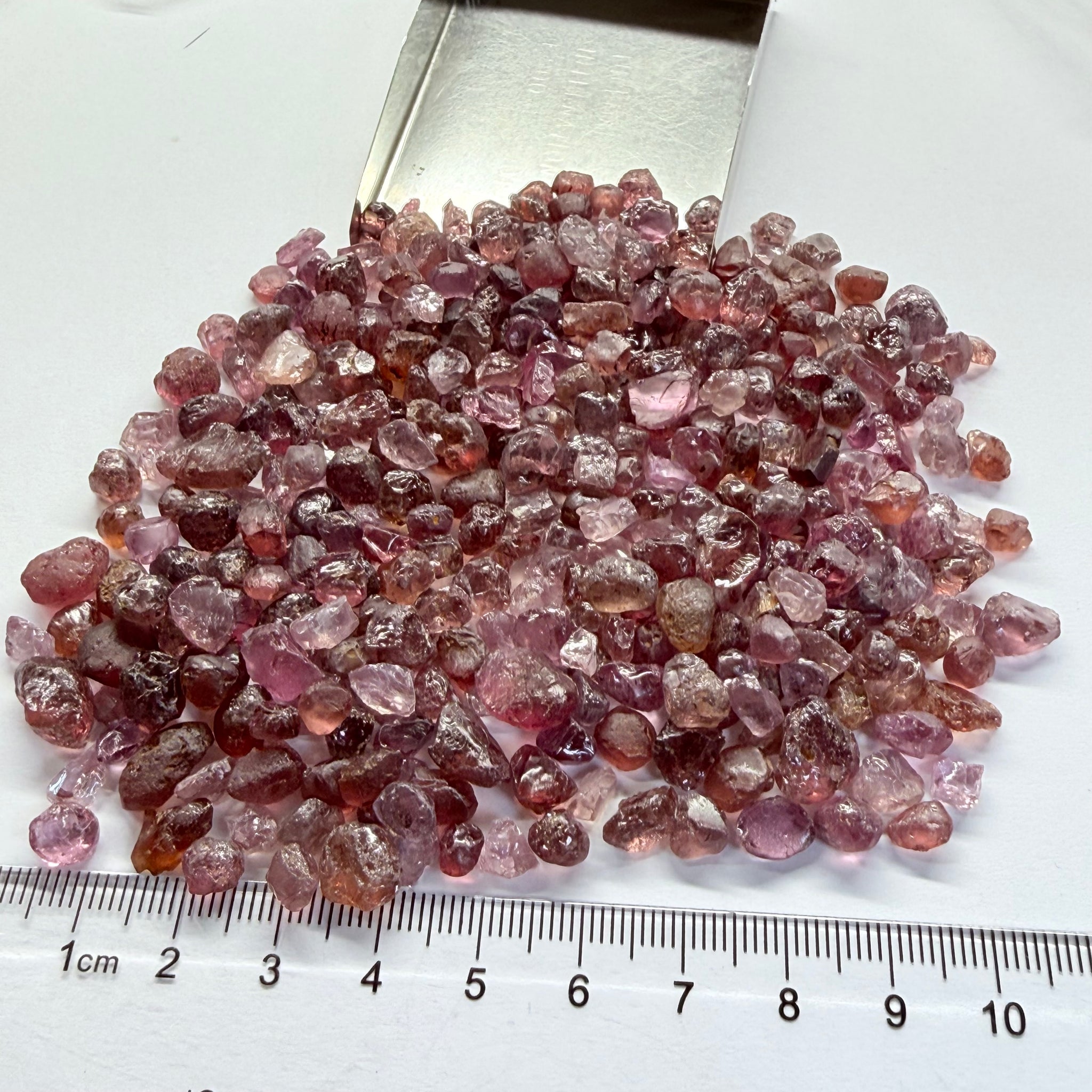 Mixed Garnet Lot some are Dragon Garnets too, 112.60gm / 563.00ct, Lindi, Tanzania, Untreated Unheated, all have inclusions but facetable with inclusions