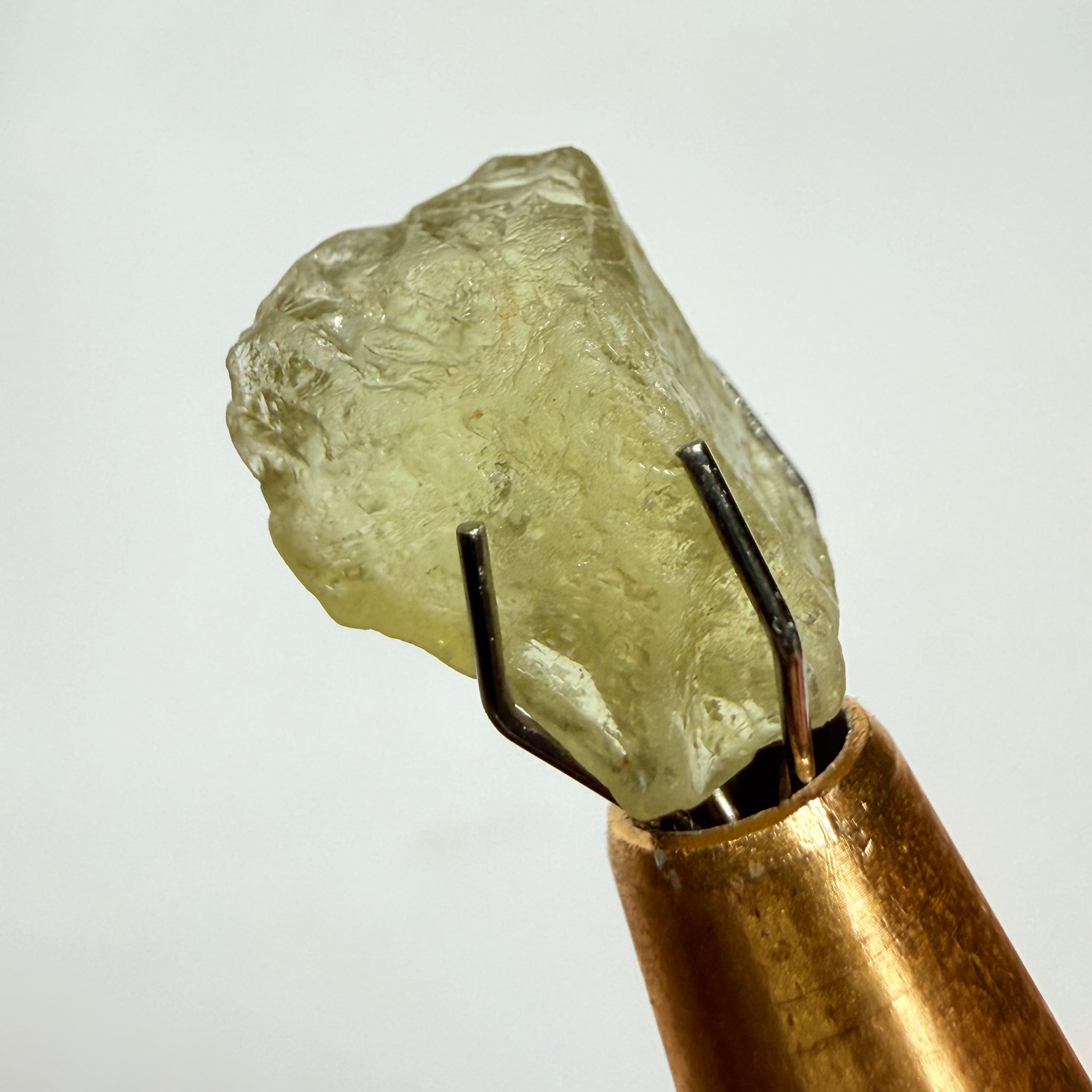 Umba Sapphire, 4.37ct, Umba Valley, Tanzania, Untreated Unheated. Flat shape, see pics and video, slightly to very slightly included