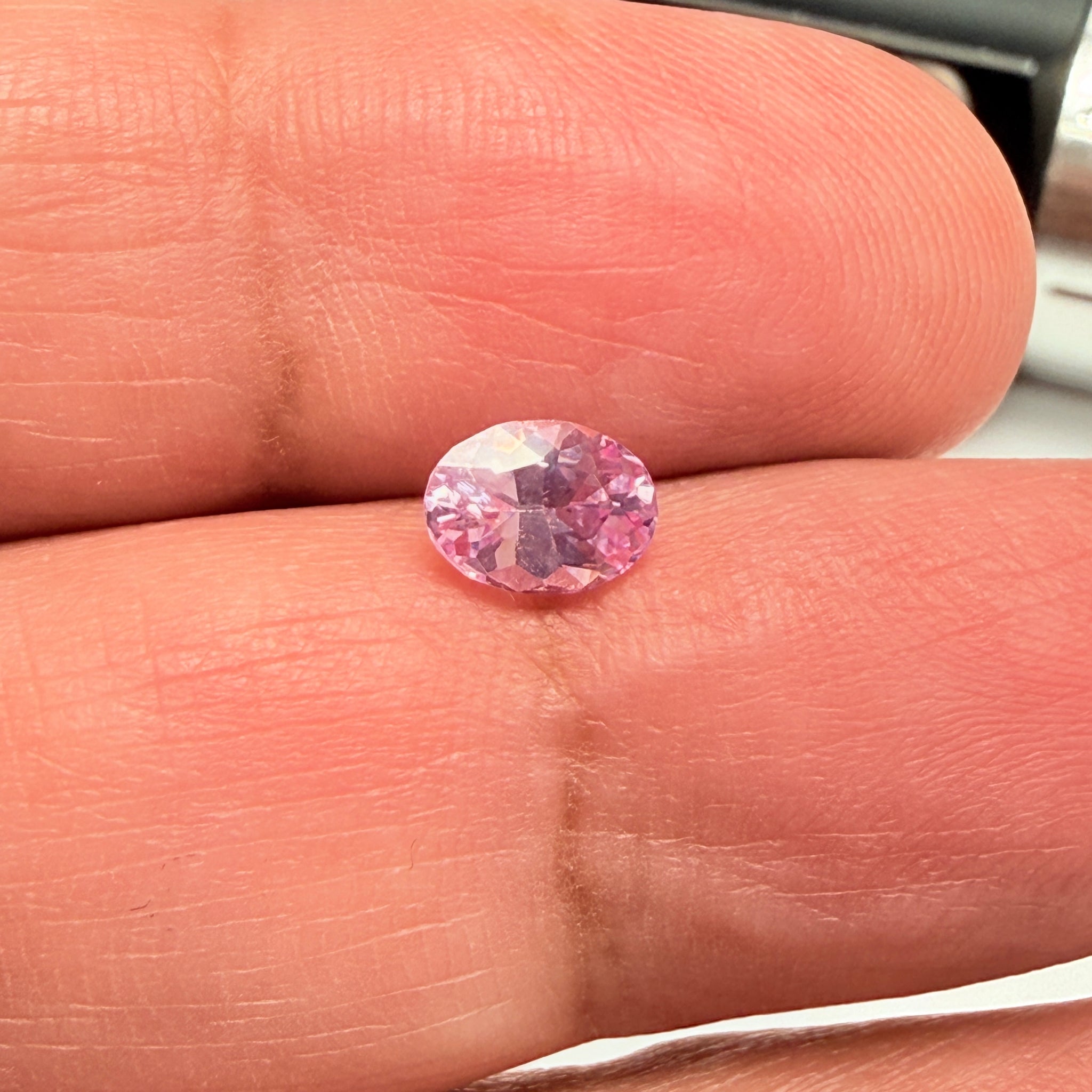 Spinel 0.83ct, Mahenge, Tanzania. Untreated Unheated