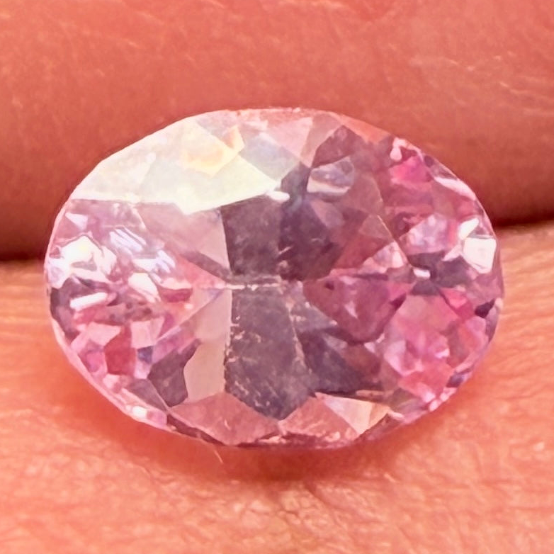 Spinel 0.83ct, Mahenge, Tanzania. Untreated Unheated