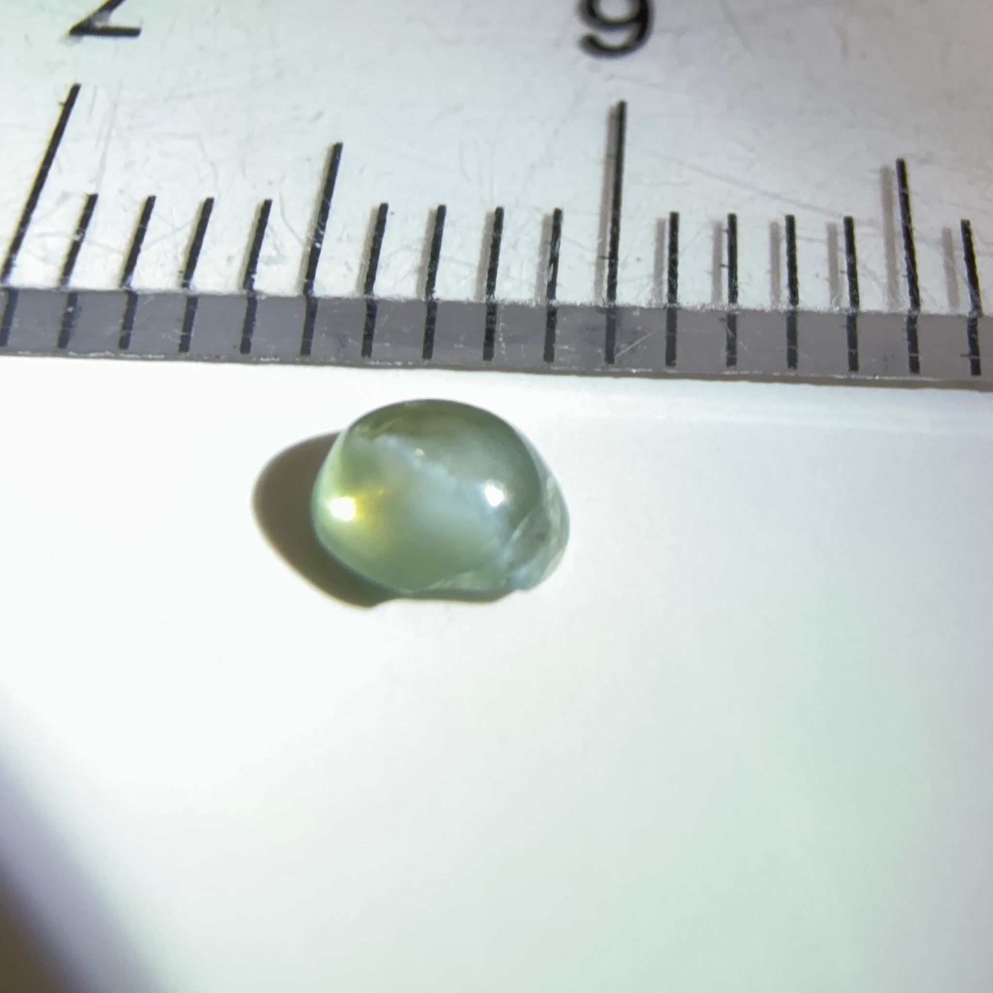 Cats-Eye Alexandrite, slightly chipped at the bottom, see pictures, 0.26ct, Manyara, Tanzania, Untreated Unheated