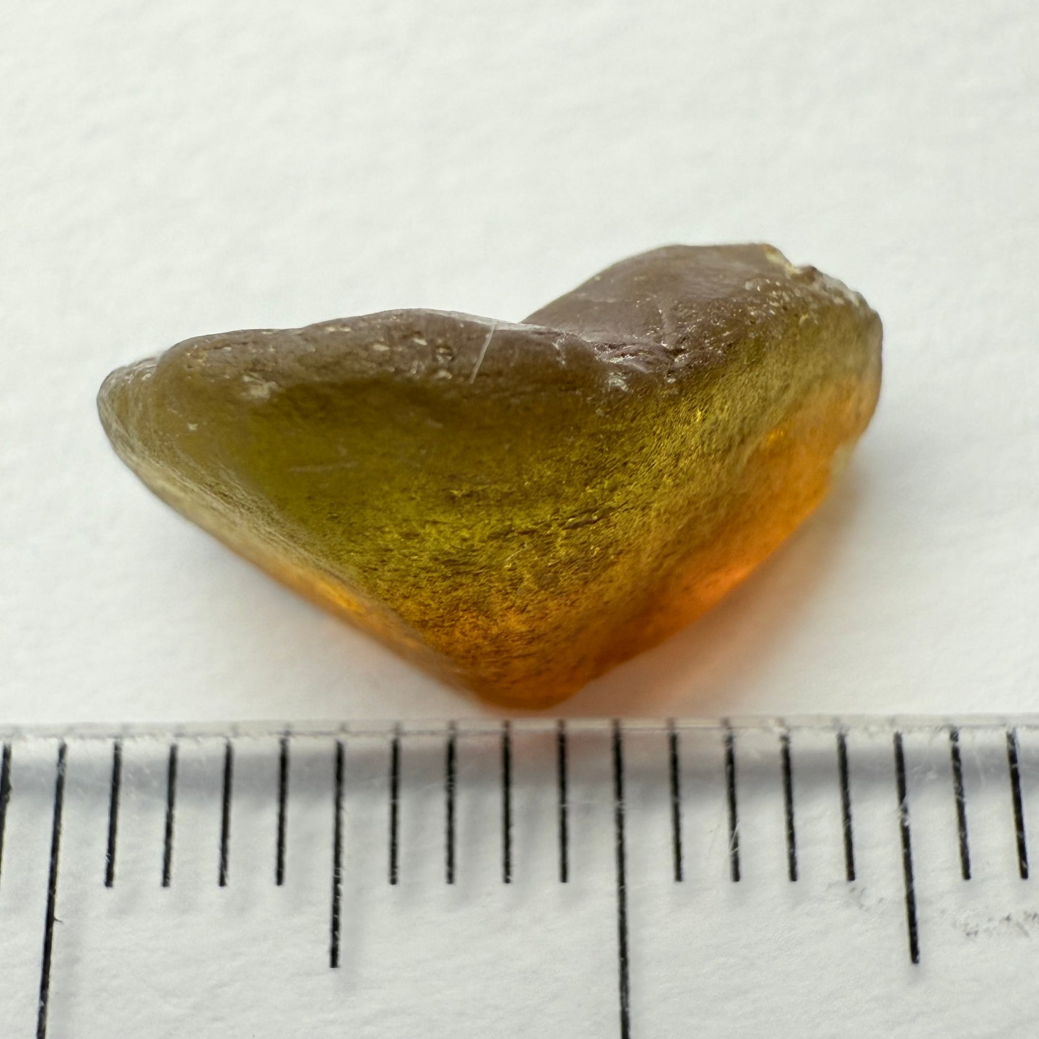 Tourmaline, Tanzania, 5.52ct, Untreated Unheated, dividing crack, slice into 2 clean vvs-if stones, see shape