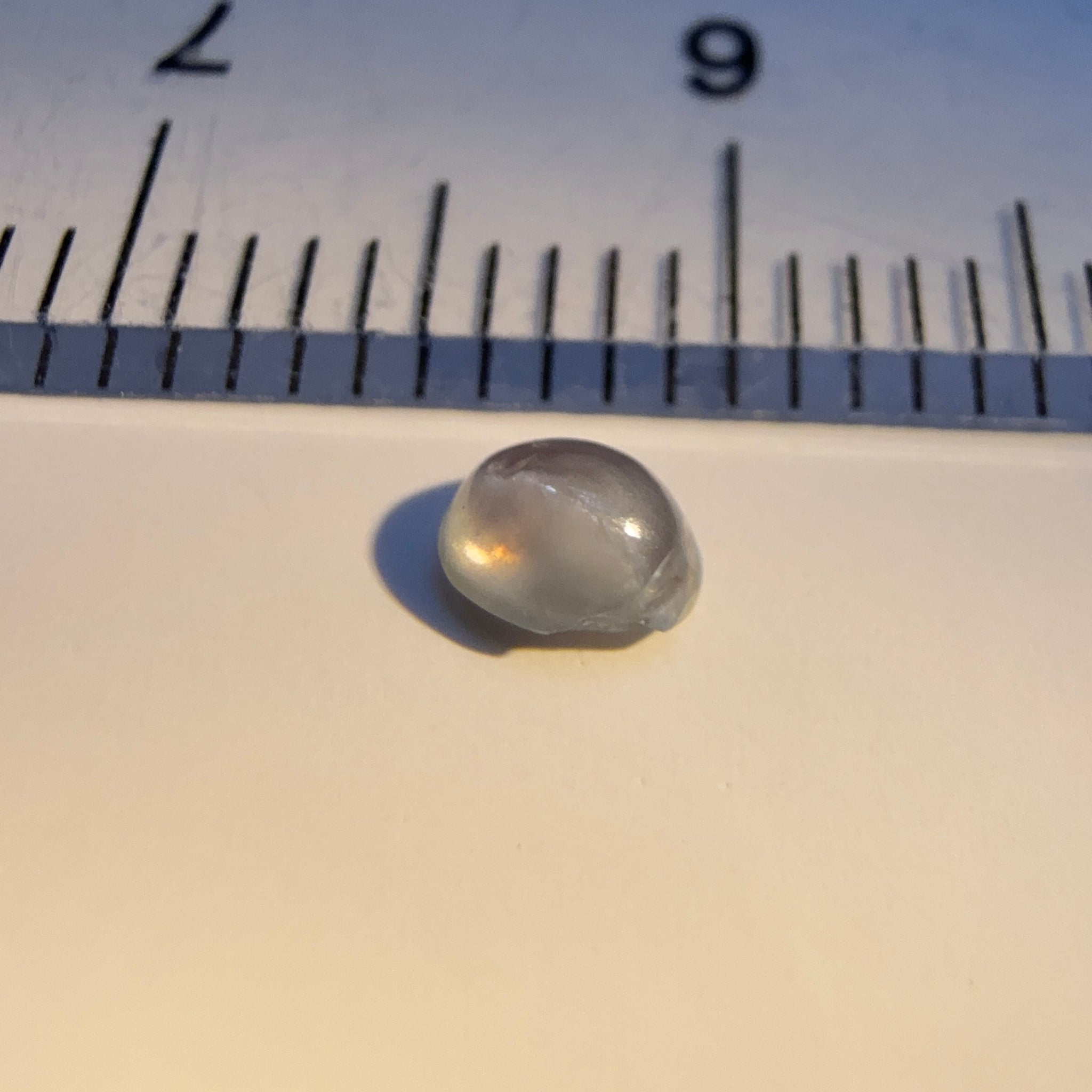 Cats-Eye Alexandrite, slightly chipped at the bottom, see pictures, 0.26ct, Manyara, Tanzania, Untreated Unheated