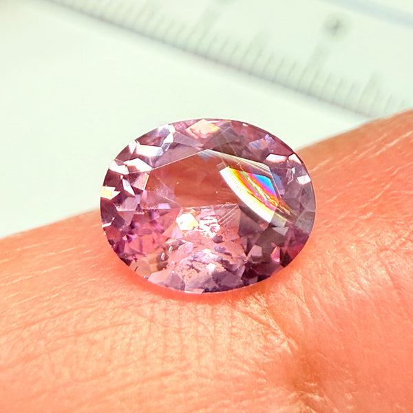 Mahenge Spinel, beautiful RAINBOW forming on the inclusion, 1.03ct, Mahenge, Tanzania, Untreated Unheated