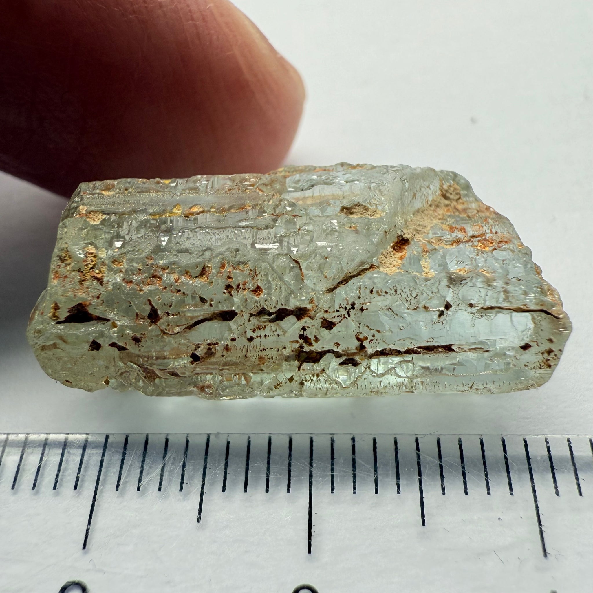 Aquamarine crystal, Songea, Tanzania, 20.16ct, Untreated Unheated, outside slight cracks on the skin, inside vvs