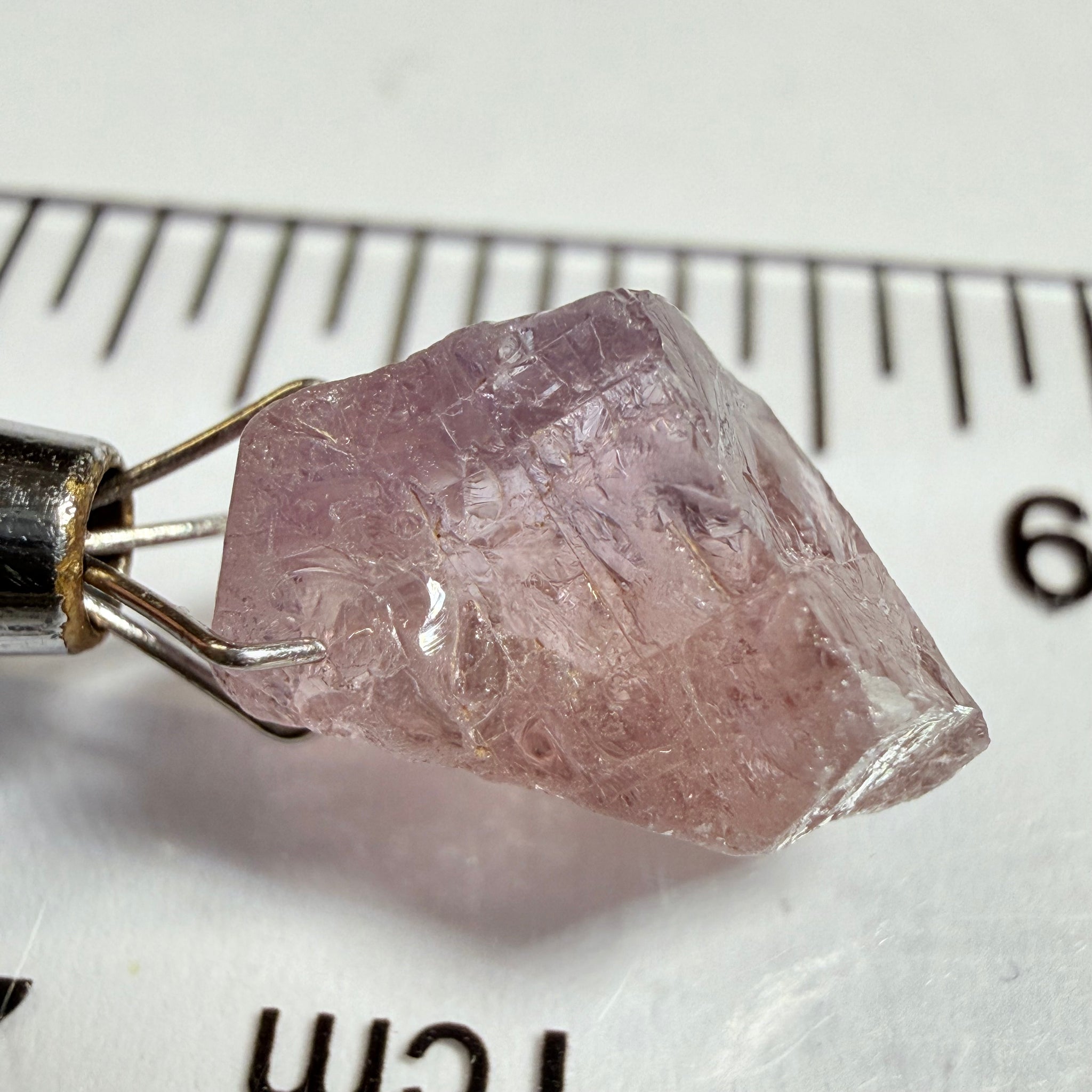 Umba Sapphire, 6.80ct, Umba Valley, Tanzania, Untreated Unheated. Slight ‘gunk’ on one end will grind off on pre-form, rest vvs