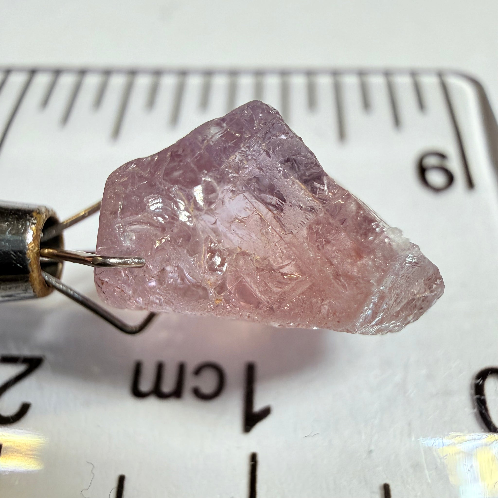 Umba Sapphire, 6.80ct, Umba Valley, Tanzania, Untreated Unheated. Slight ‘gunk’ on one end will grind off on pre-form, rest vvs